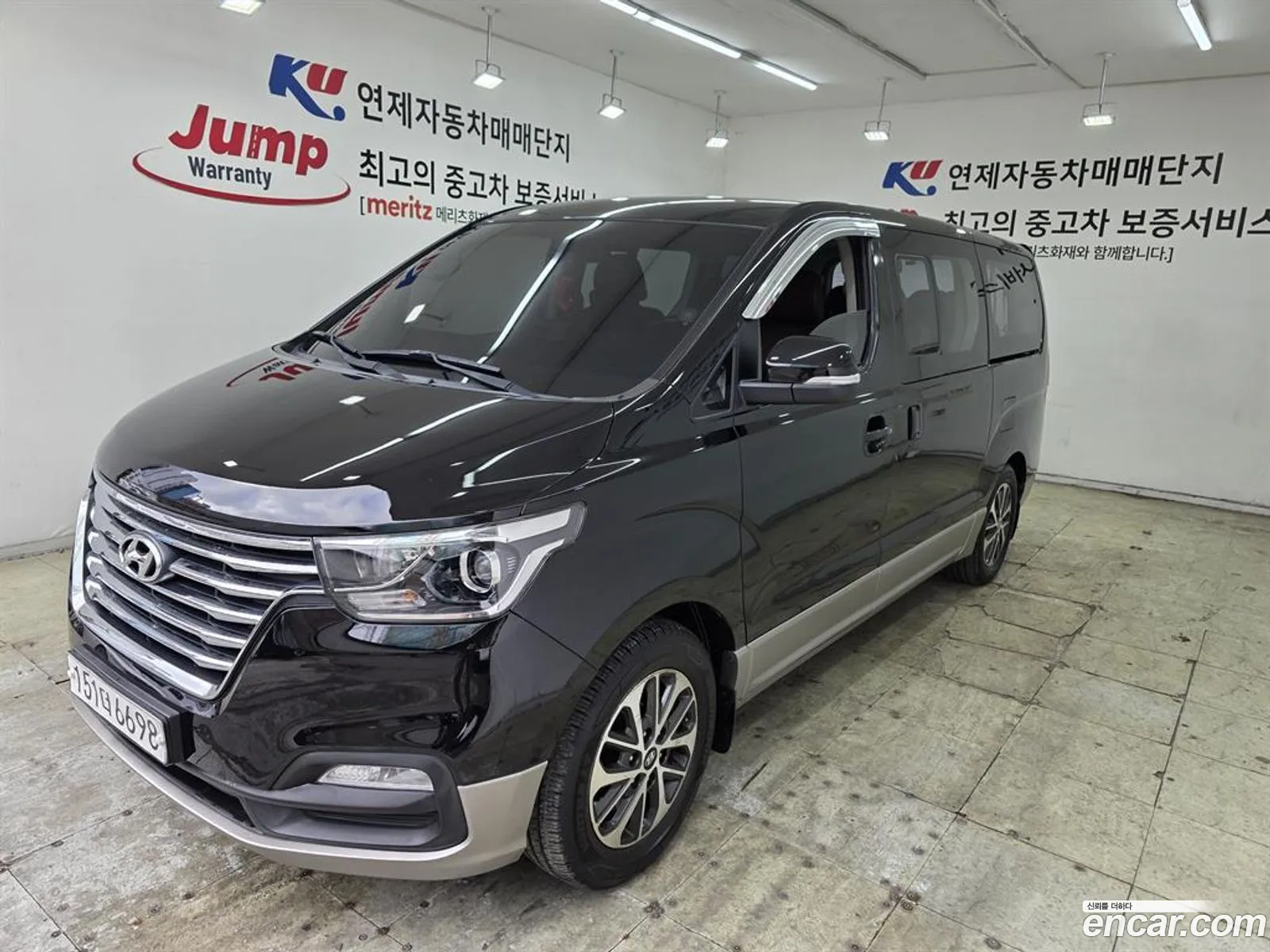 Hyundai Grand Starex 2020 — 16