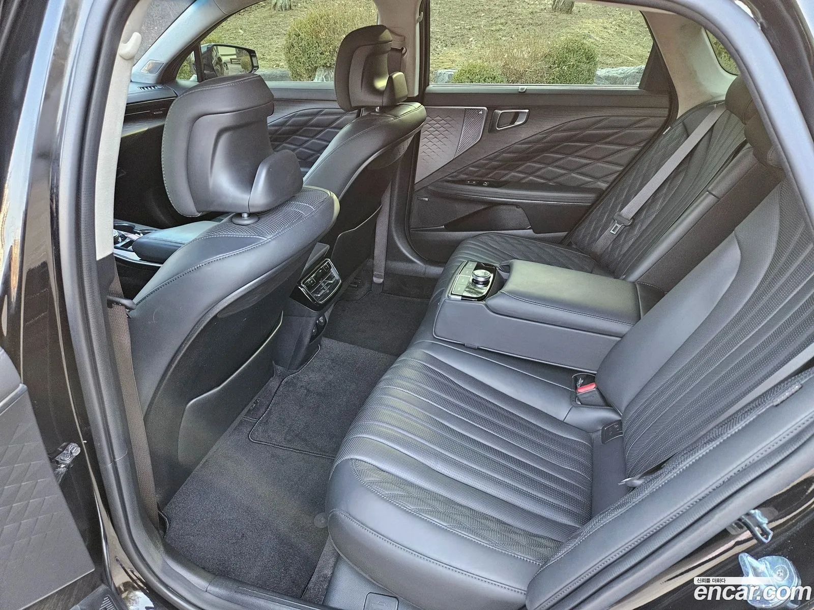 Kia K8 2022 — 18