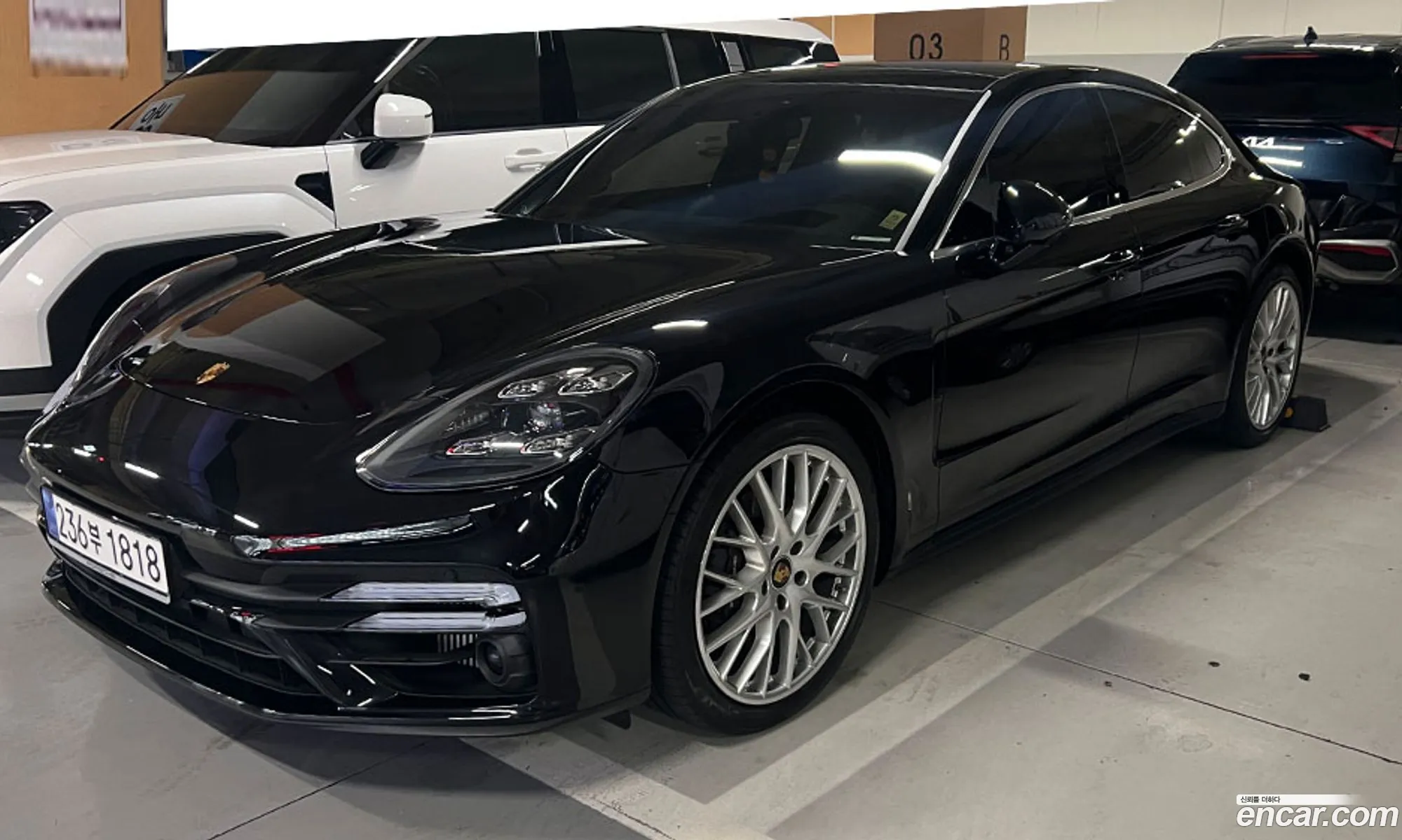 Porsche Panamera 2023 — 19