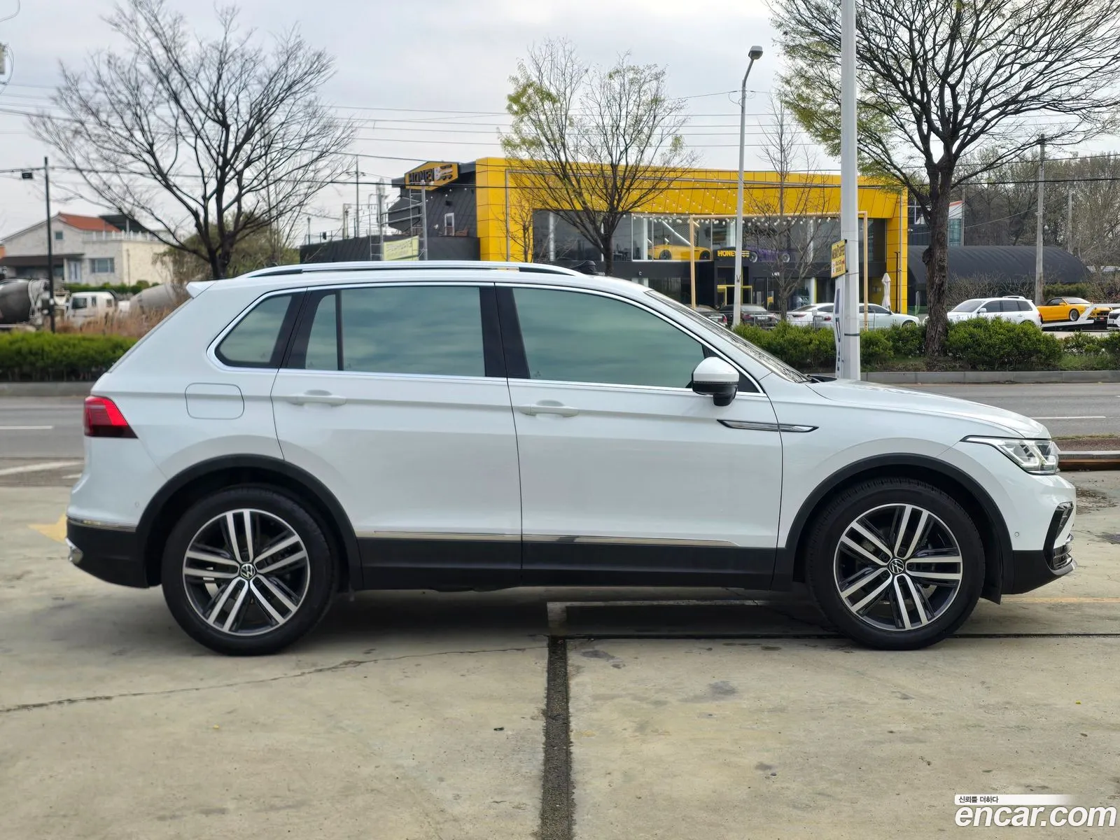 Volkswagen Tiguan 2021 — 5