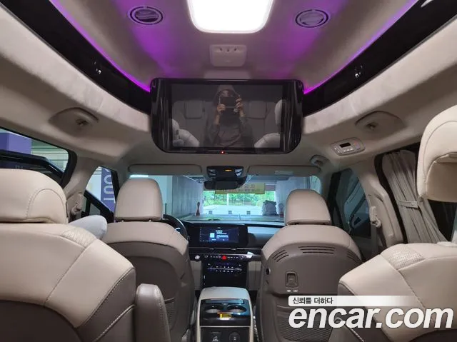 Kia Carnival 2021 — 10