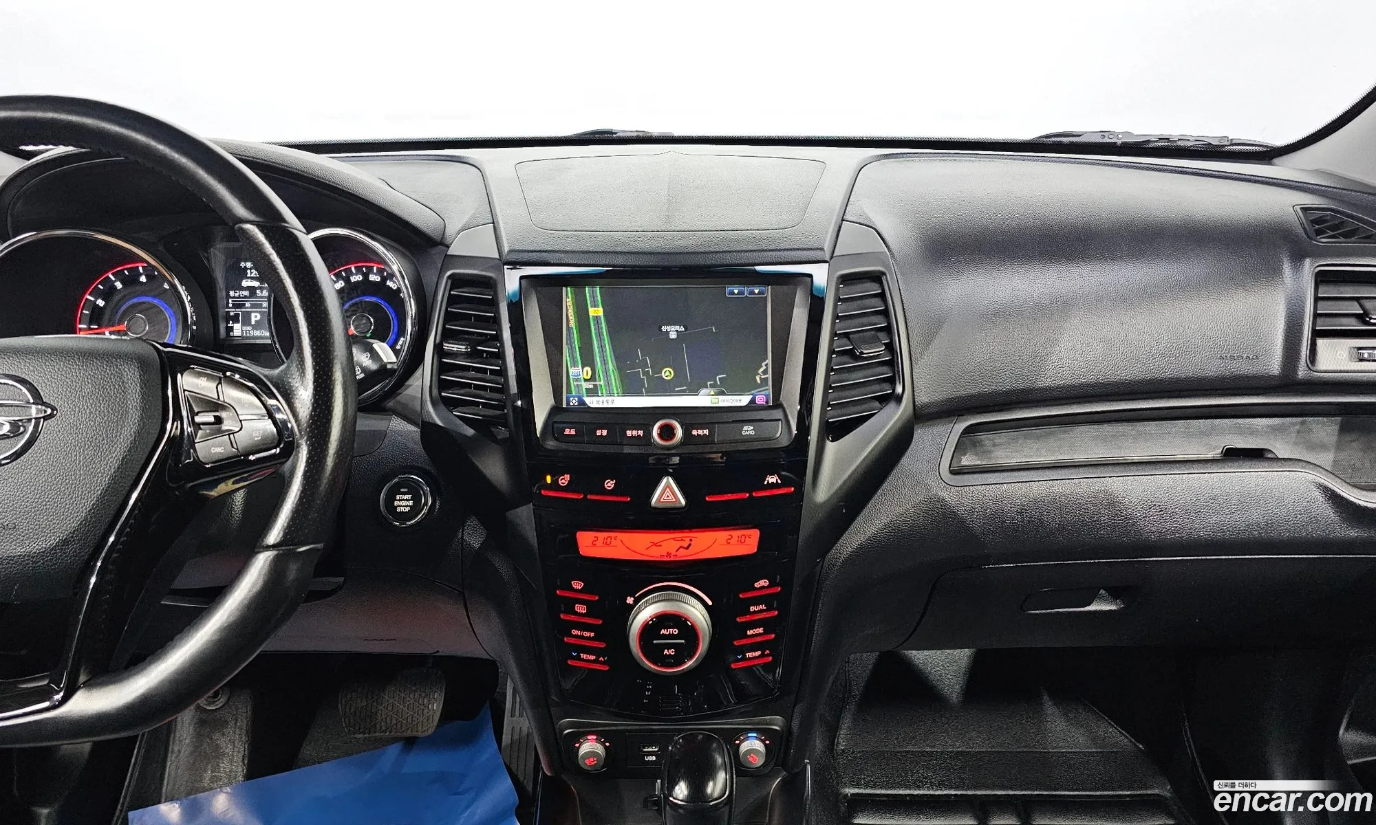 KG Mobility (SsangYong) Tivoli Air 2017 — 13