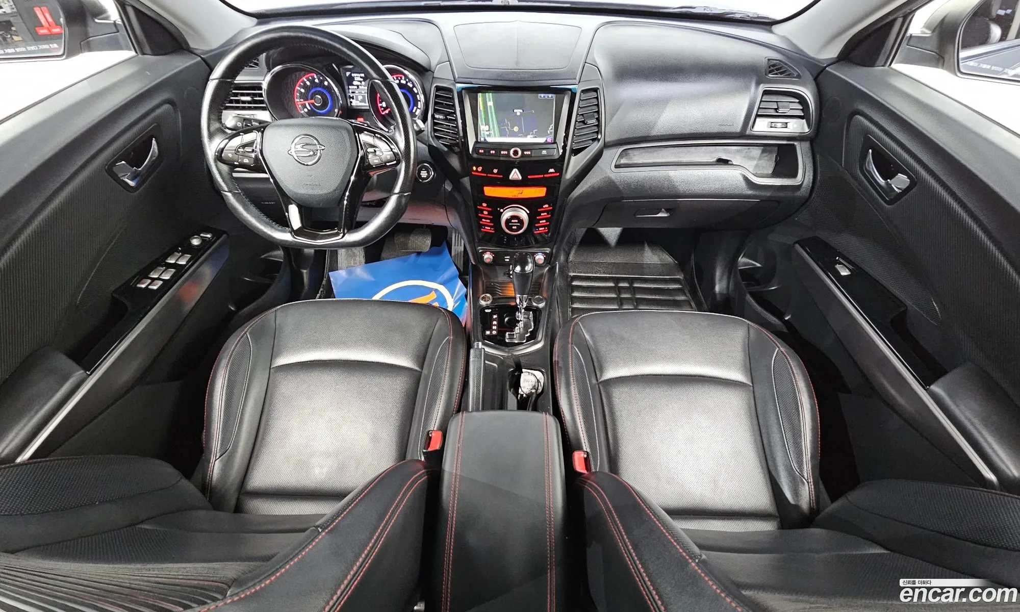 KG Mobility (SsangYong) Tivoli Air 2017 — 19