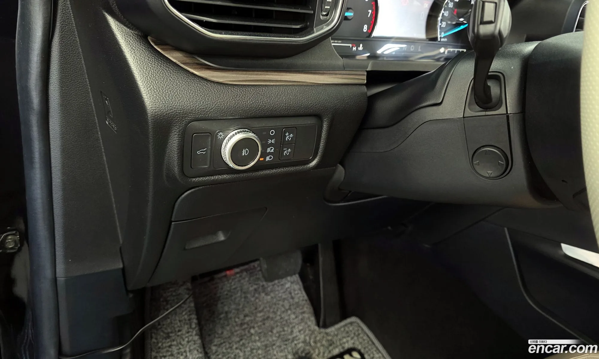 Ford Explorer 6th Gen 2021 — 7