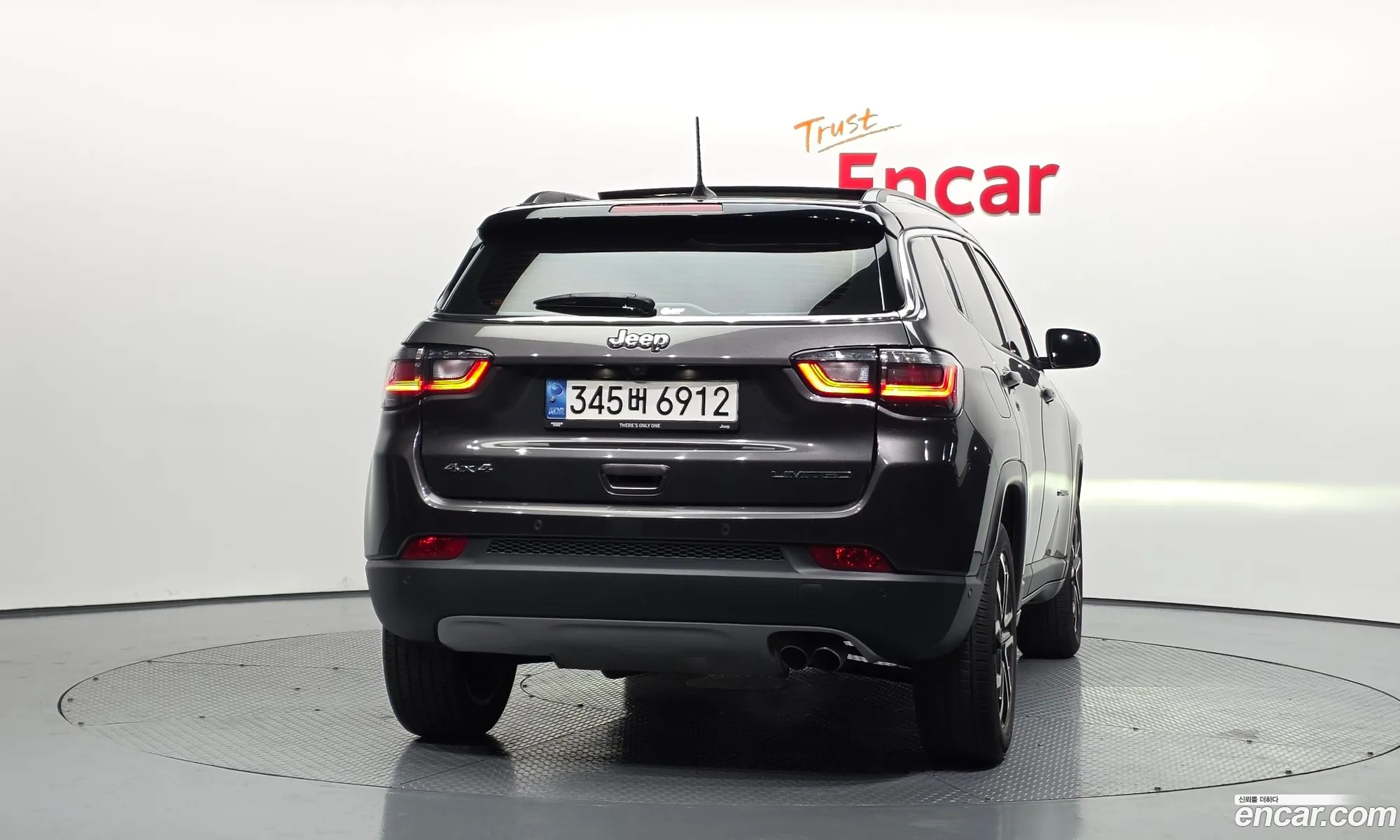 Jeep Compass 2022 3C4NJDCB8NT175808 — 3
