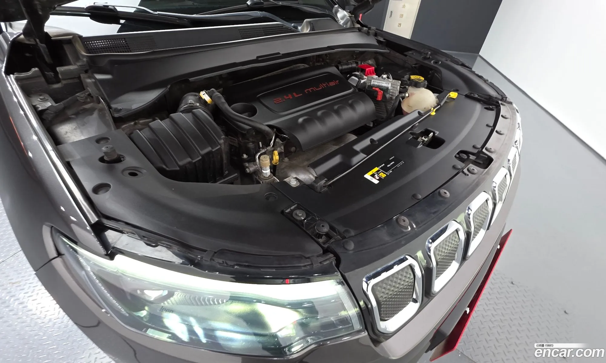 Jeep Compass 2022 3C4NJDCB8NT175808 — 9