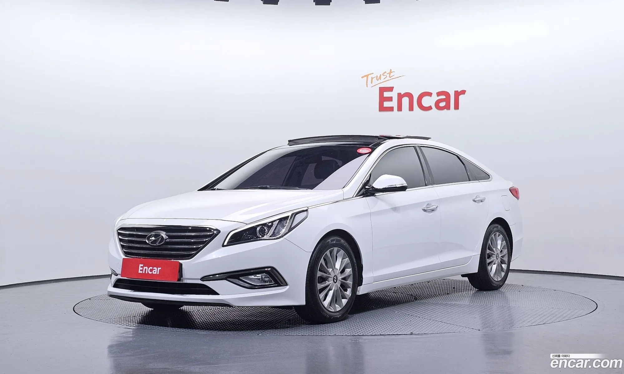 Hyundai LF Sonata 2014 — 16