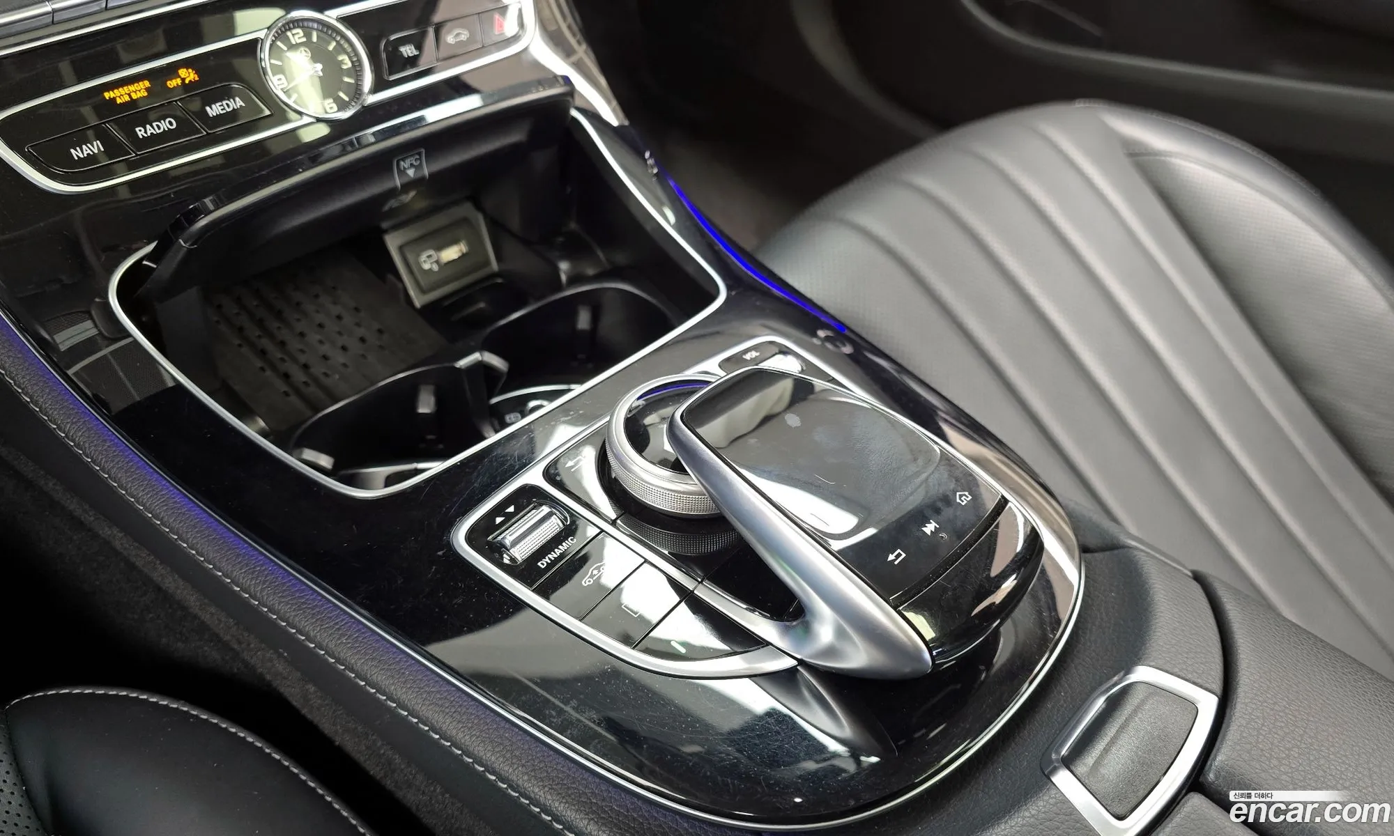 Mercedes-Benz E-Class W213 2020 — 17