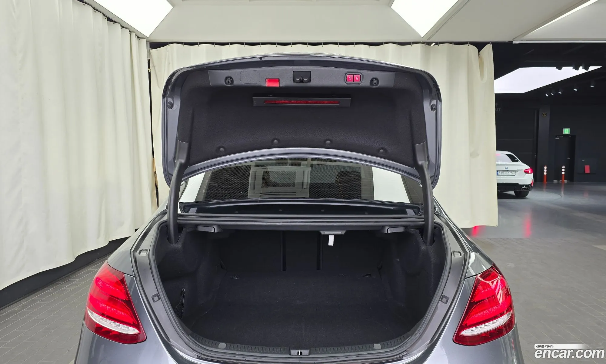 Mercedes-Benz E-Class W213 2020 — 14