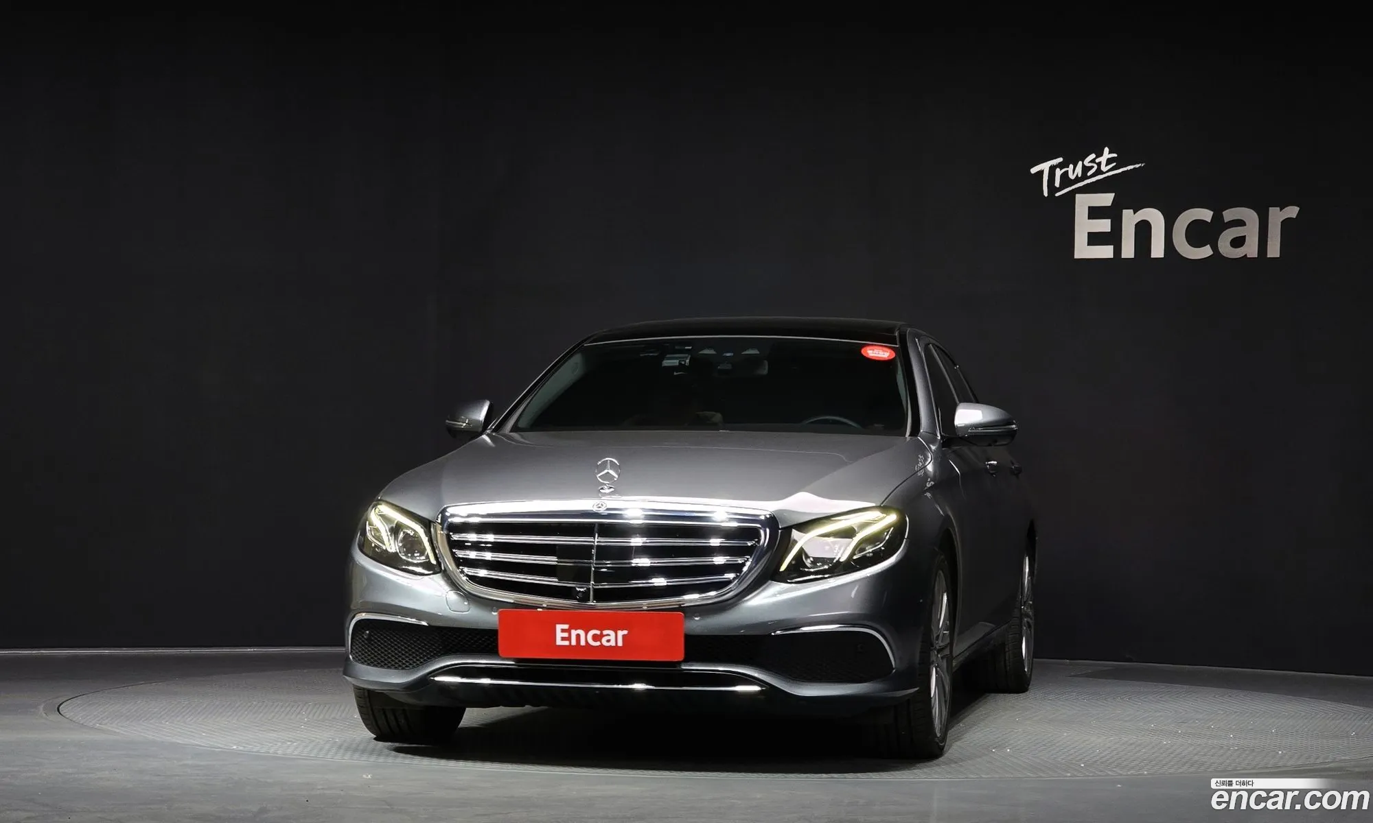 Mercedes-Benz E-Class W213 2020 — 18