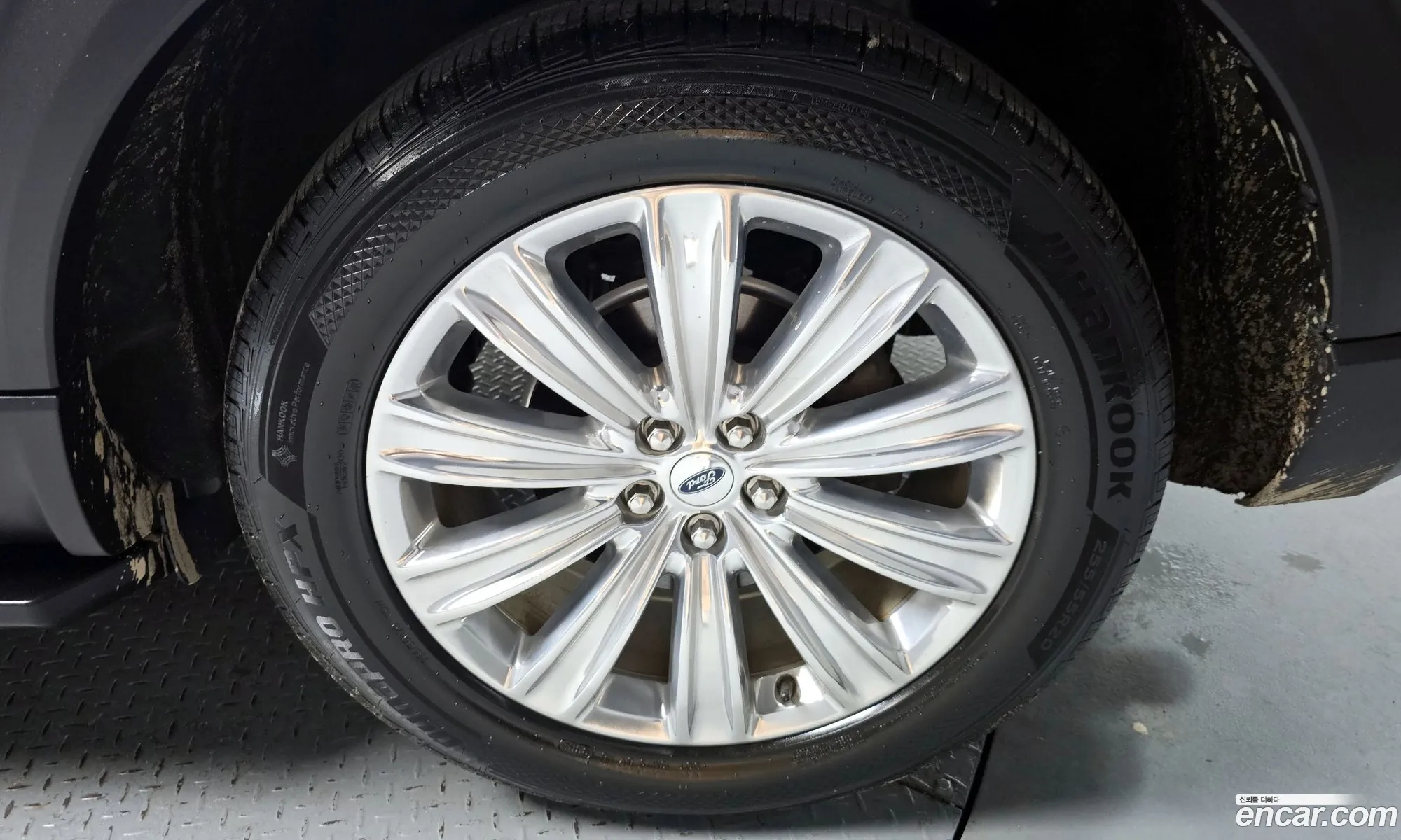Ford Explorer 6th Gen 2019 1FMSK8FH6LGA74366 — 2