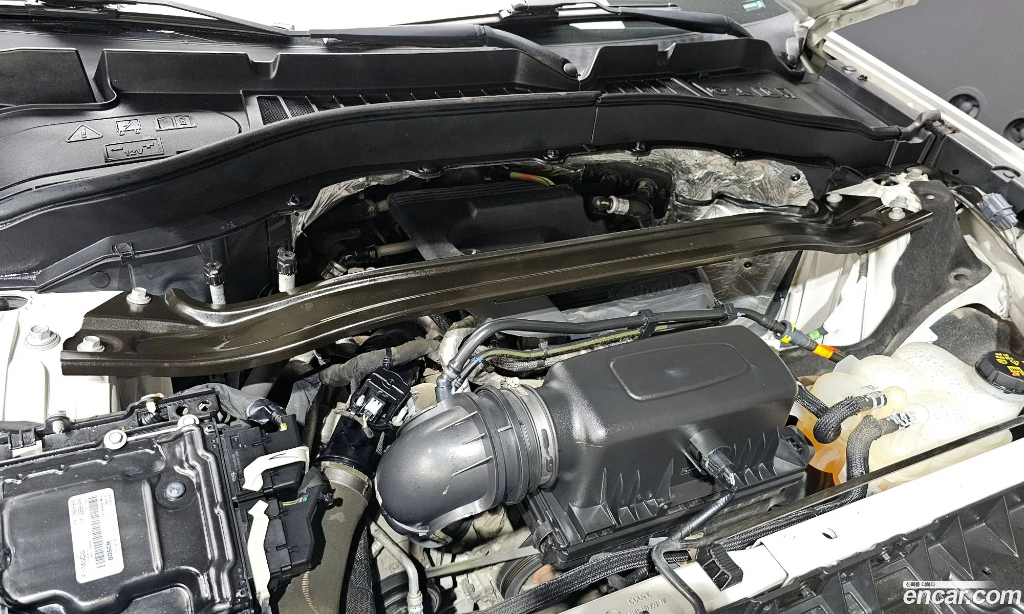 Ford Explorer 6th Gen 2019 1FMSK8FH6LGA74366 — 12