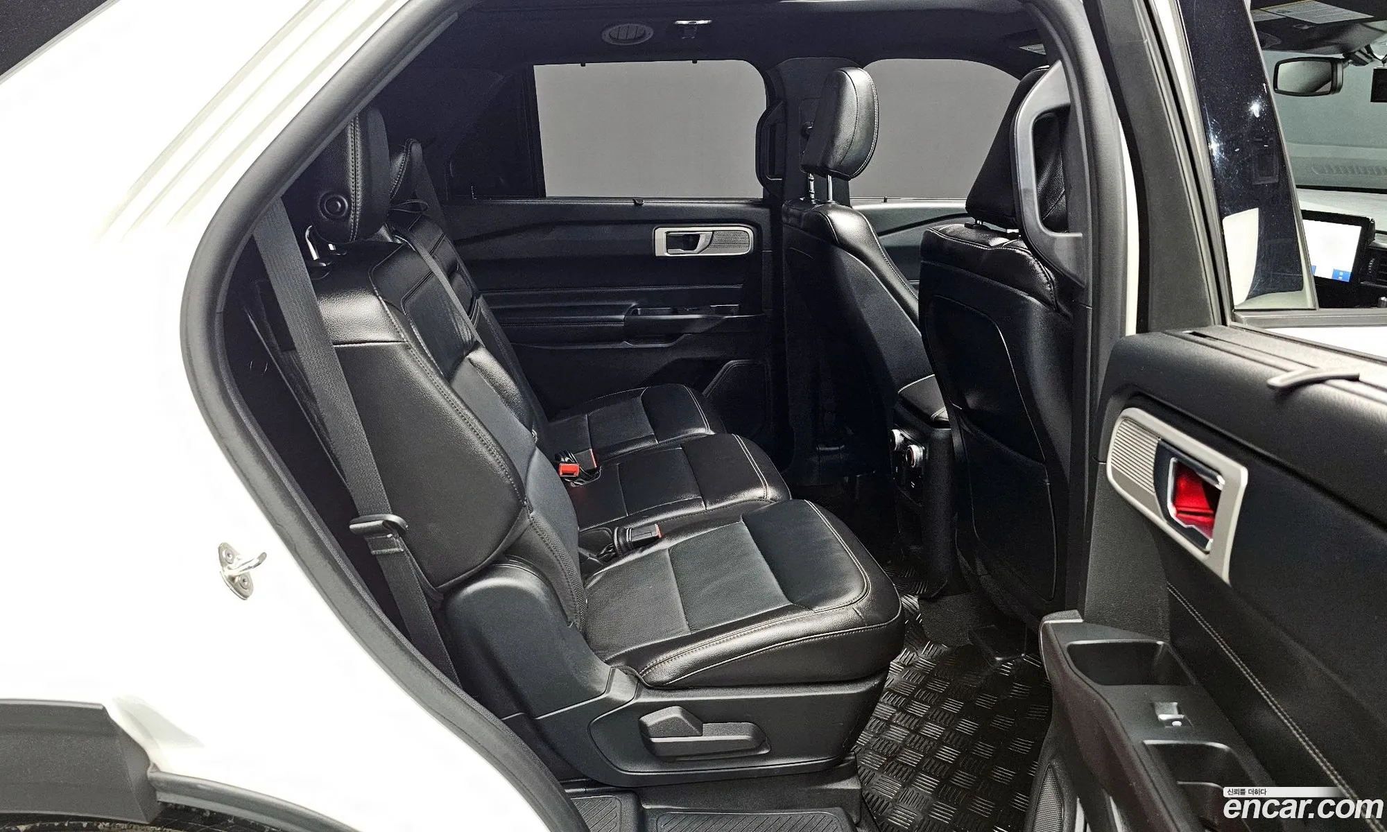 Ford Explorer 6th Gen 2019 1FMSK8FH6LGA74366 — 8
