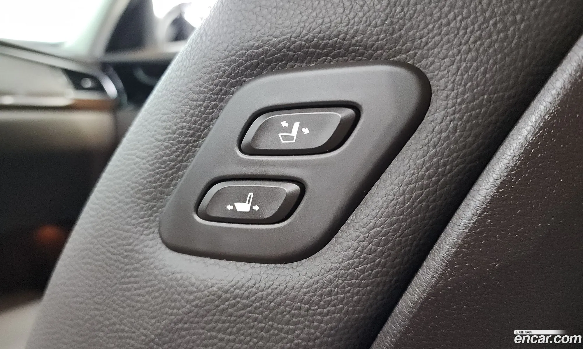 Kia K7 2019 — 3