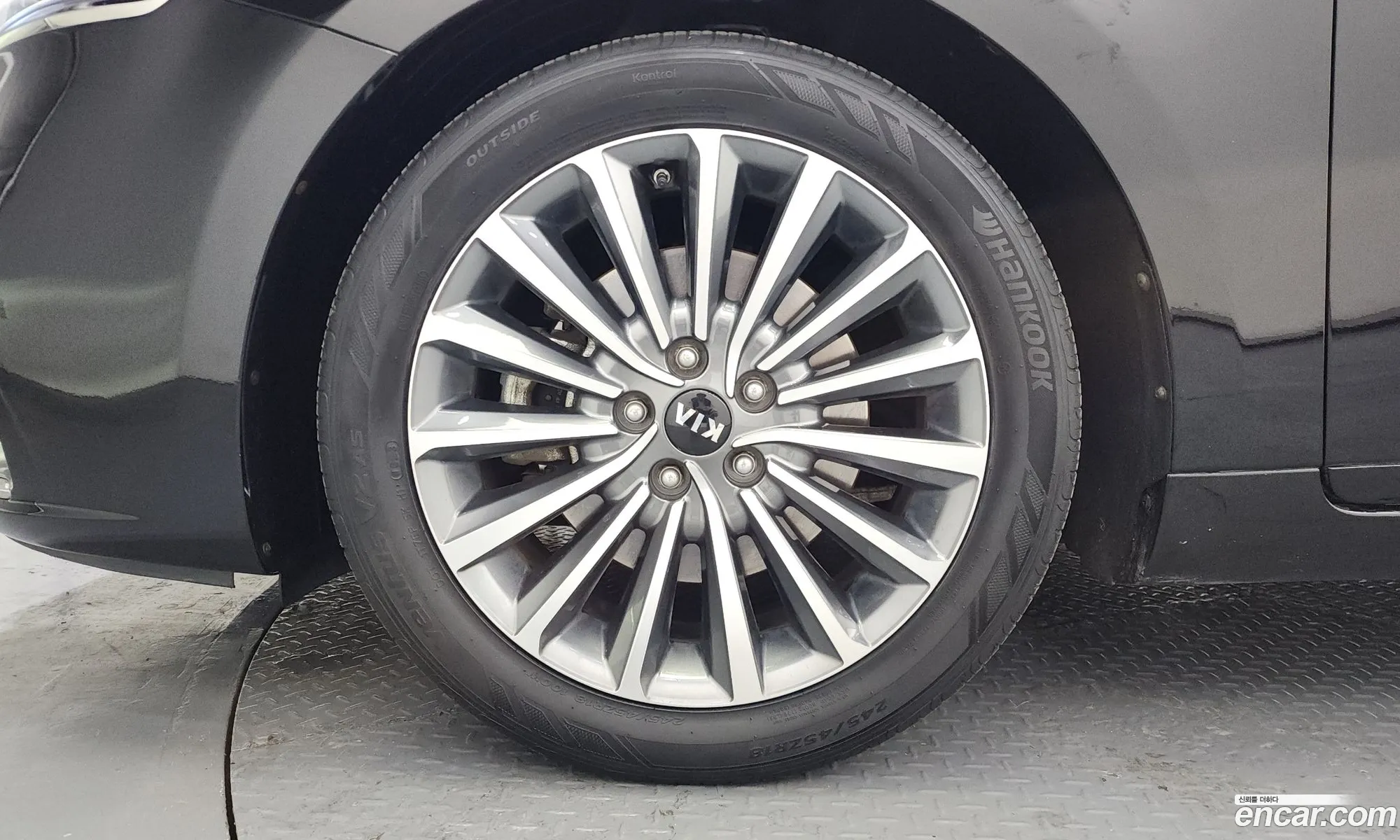 Kia K7 2019 — 9