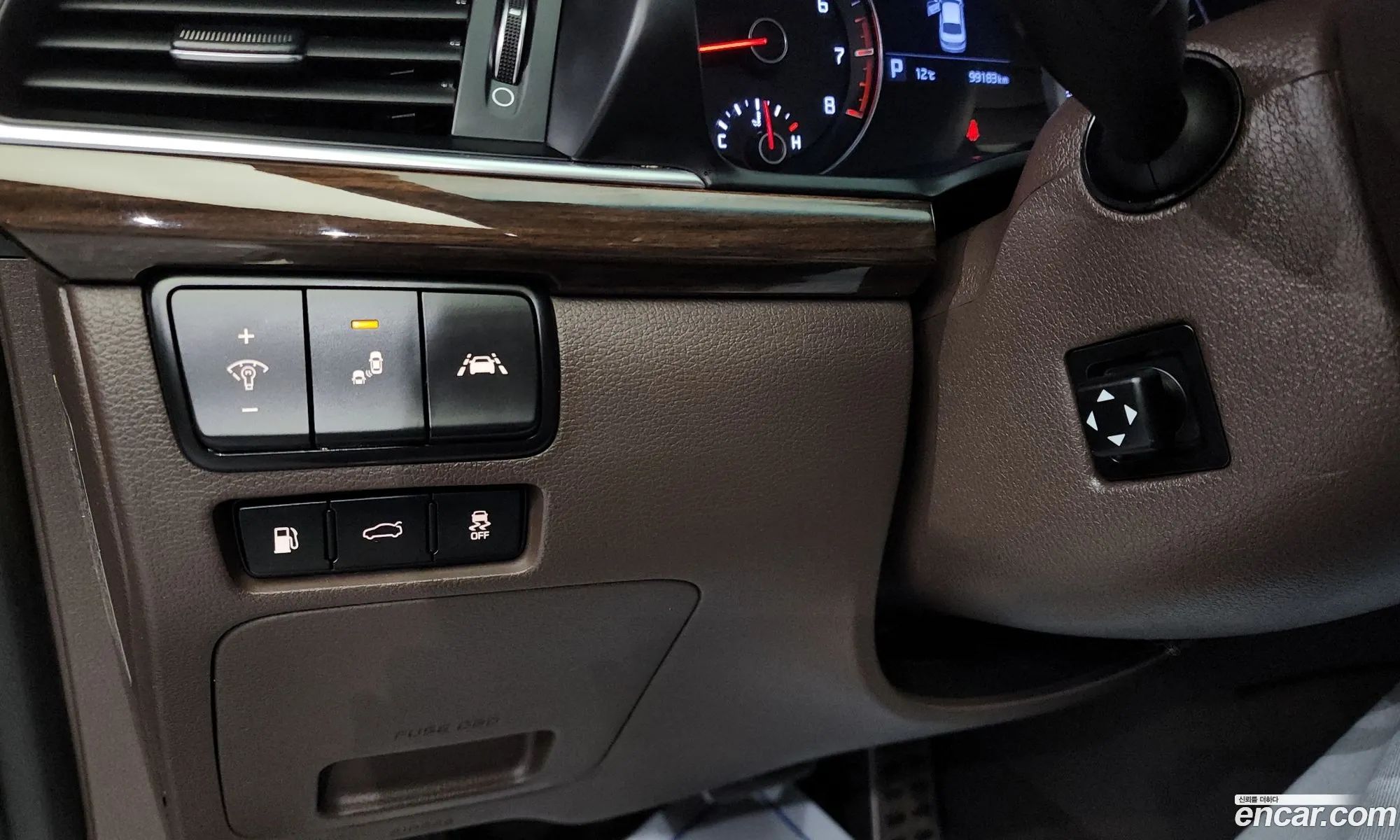 Kia K7 2019 — 19