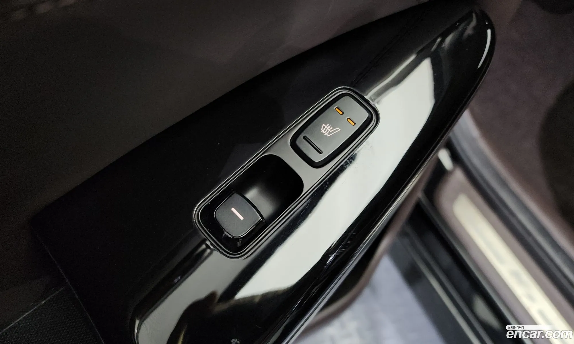 Kia K7 2019 — 18