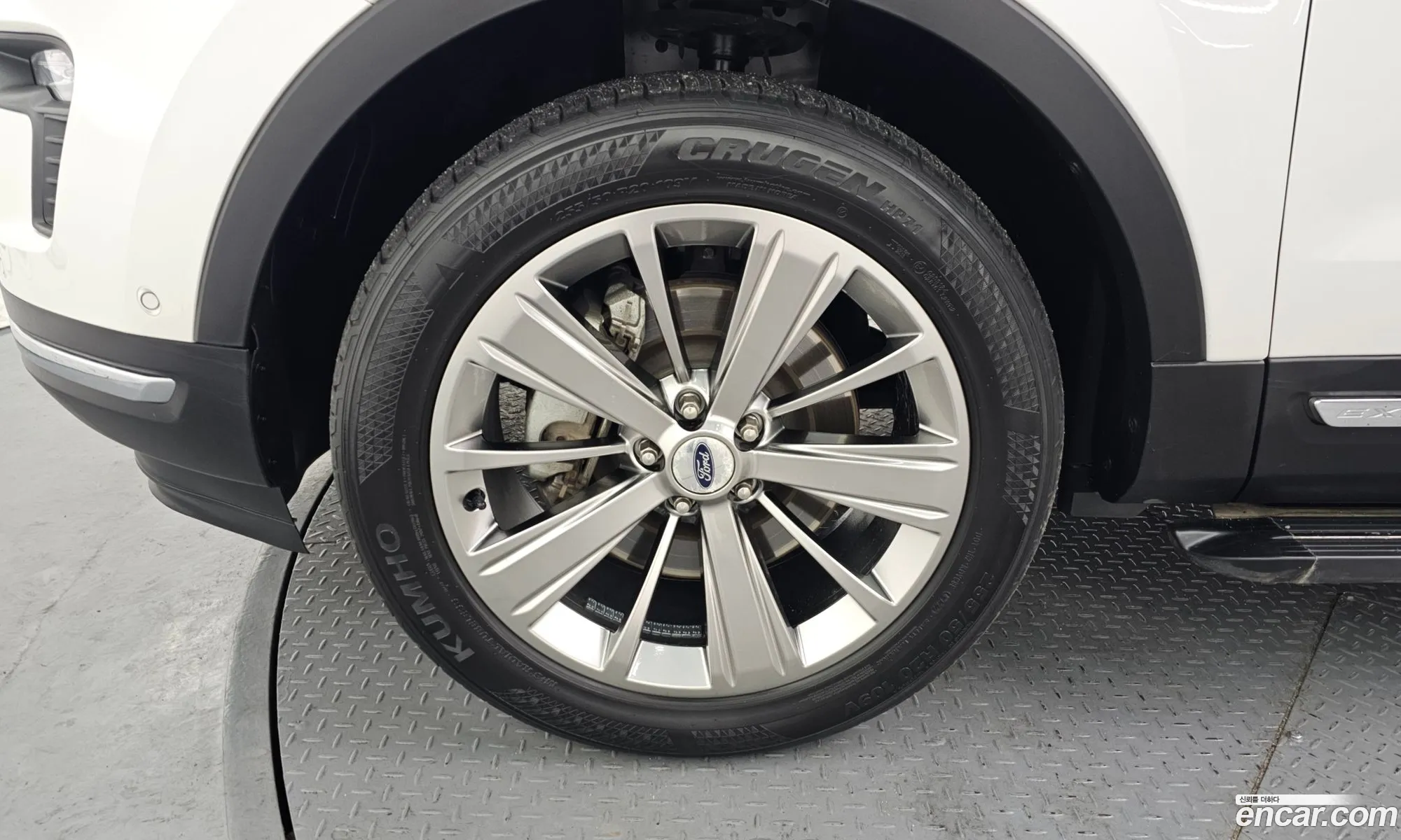Ford Explorer 2019 — 9