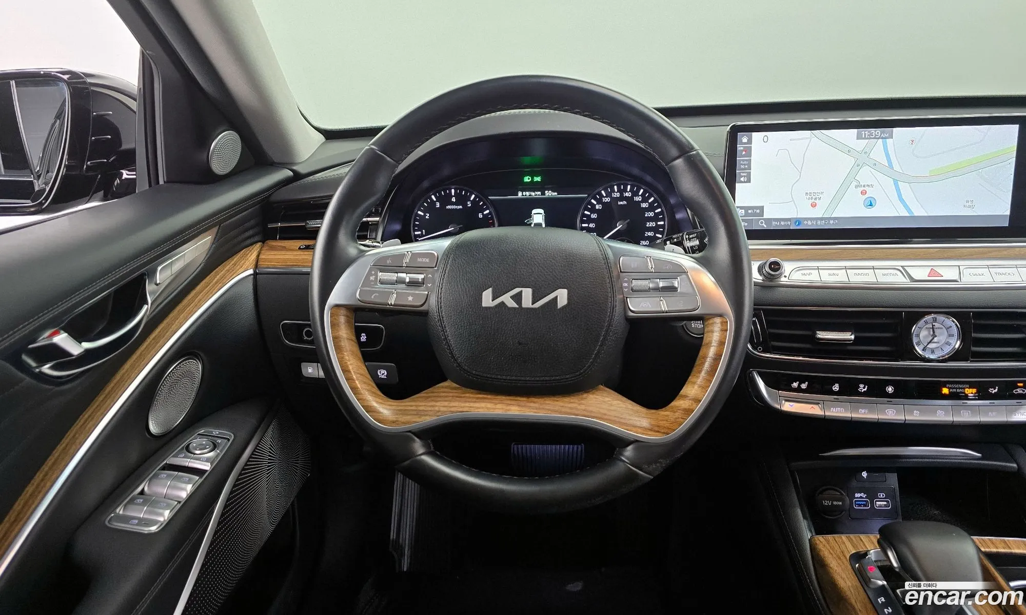 Kia K9 2021 — 17