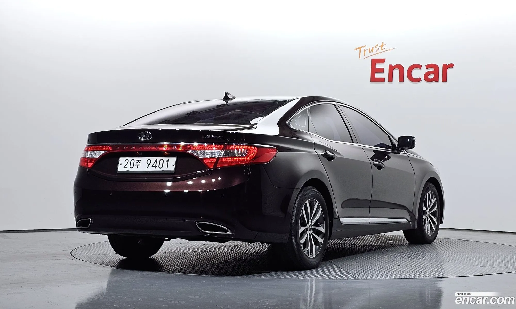 Hyundai Grandeur HG 2012 — 19