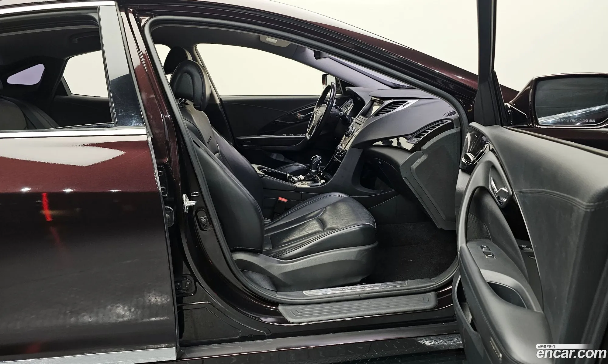 Hyundai Grandeur HG 2012 — 13