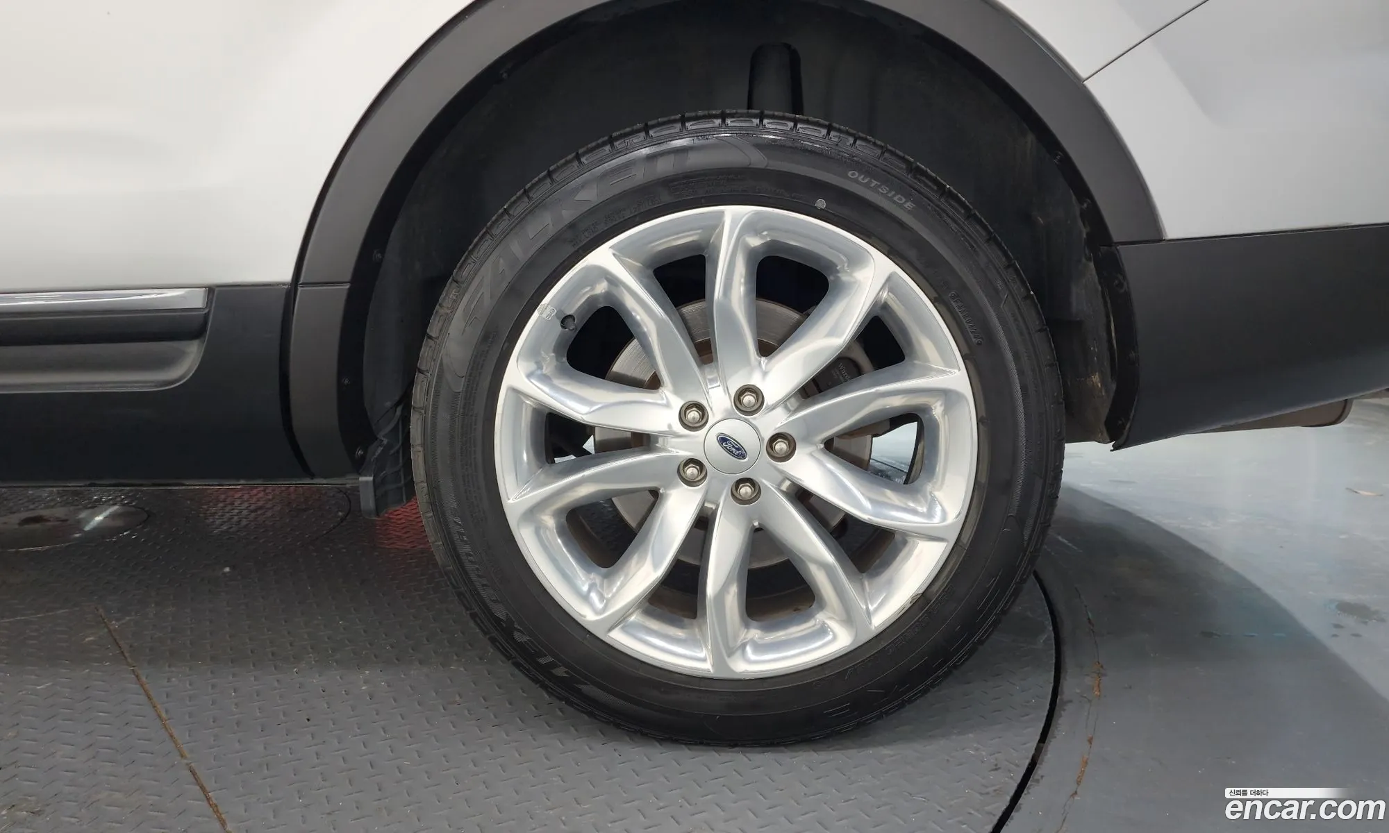 Ford Explorer 2015 1FM5K8F87FGB44751 — 20