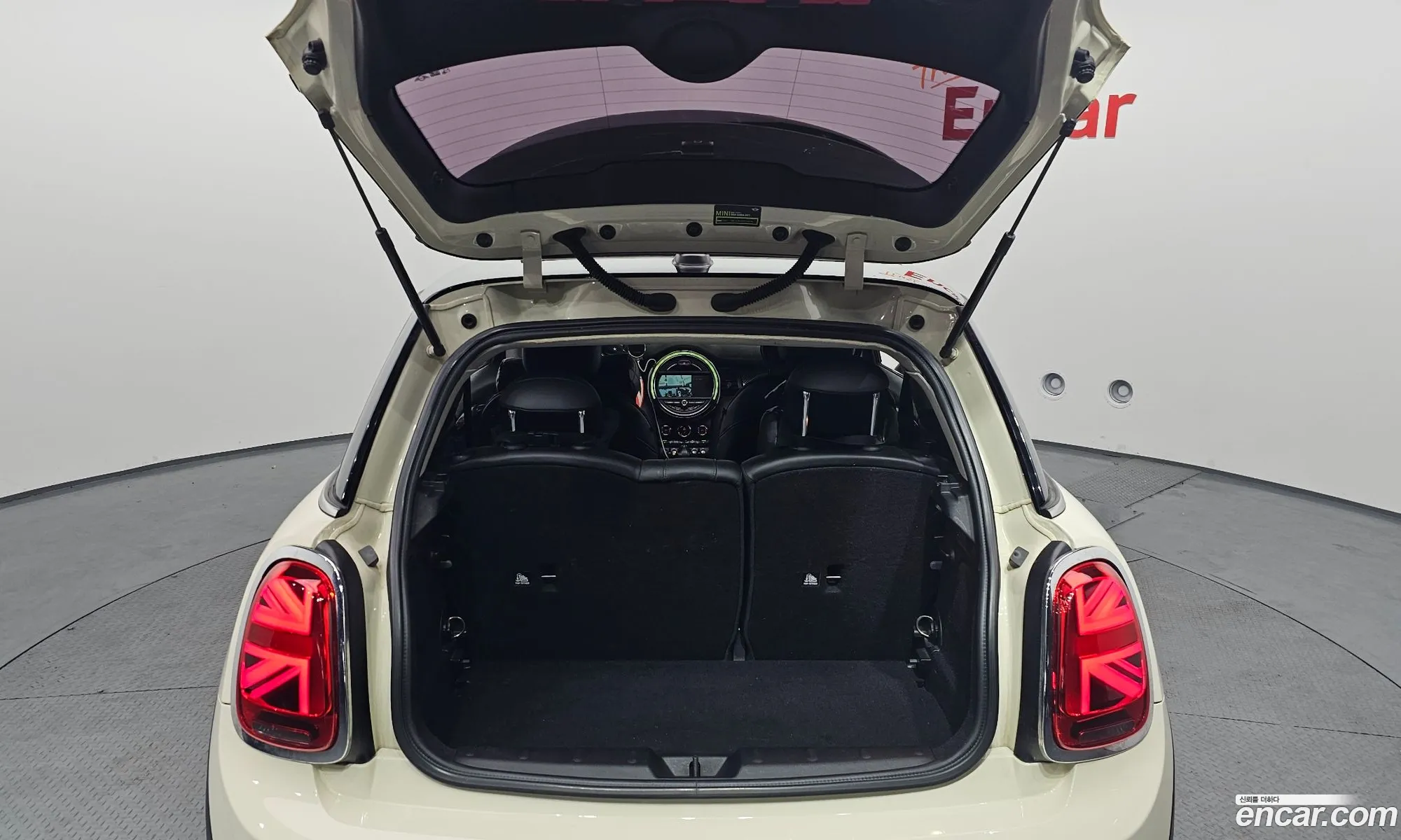 Mini Cooper S 2015 WMWXP7109FT877978 — 3