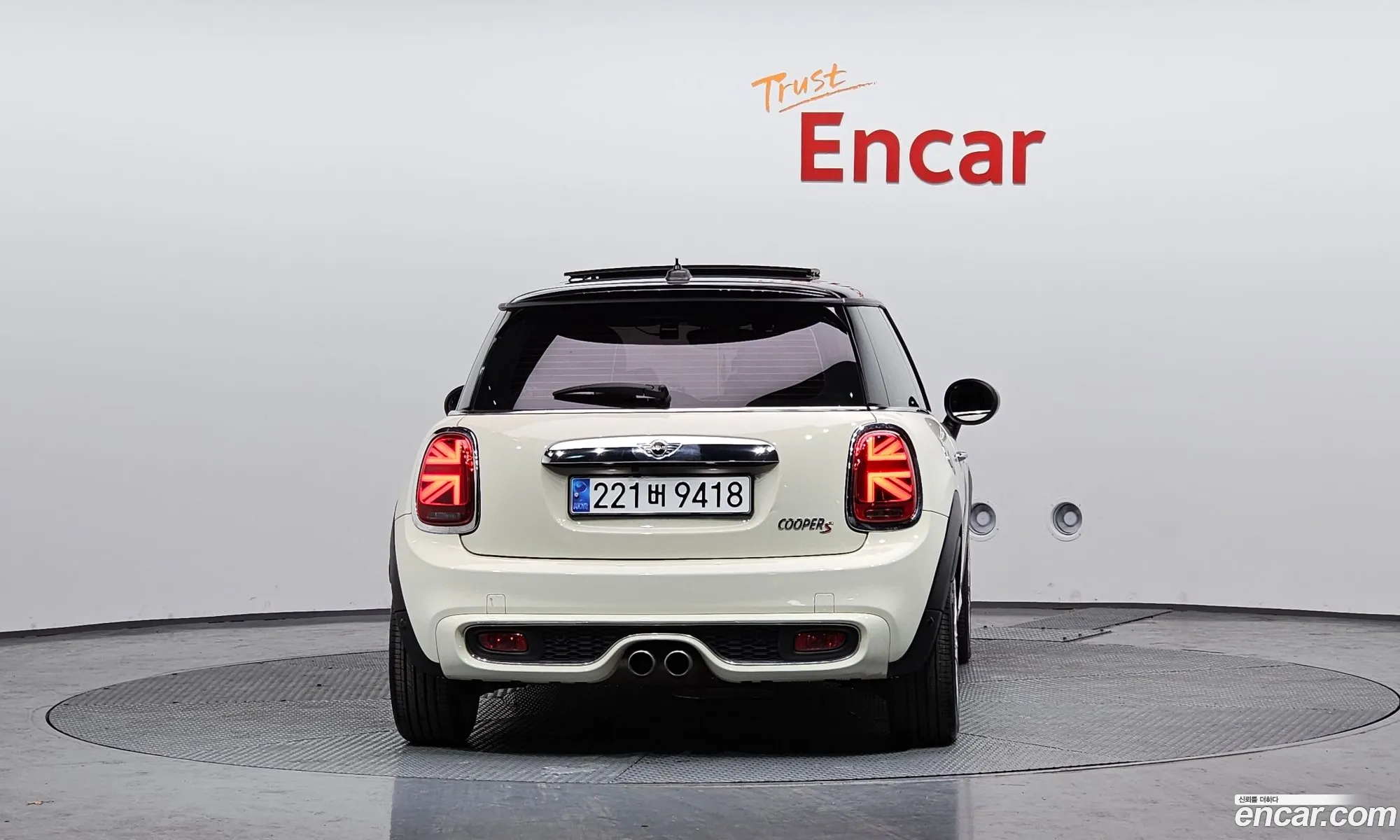Mini Cooper S 2015 WMWXP7109FT877978 — 16