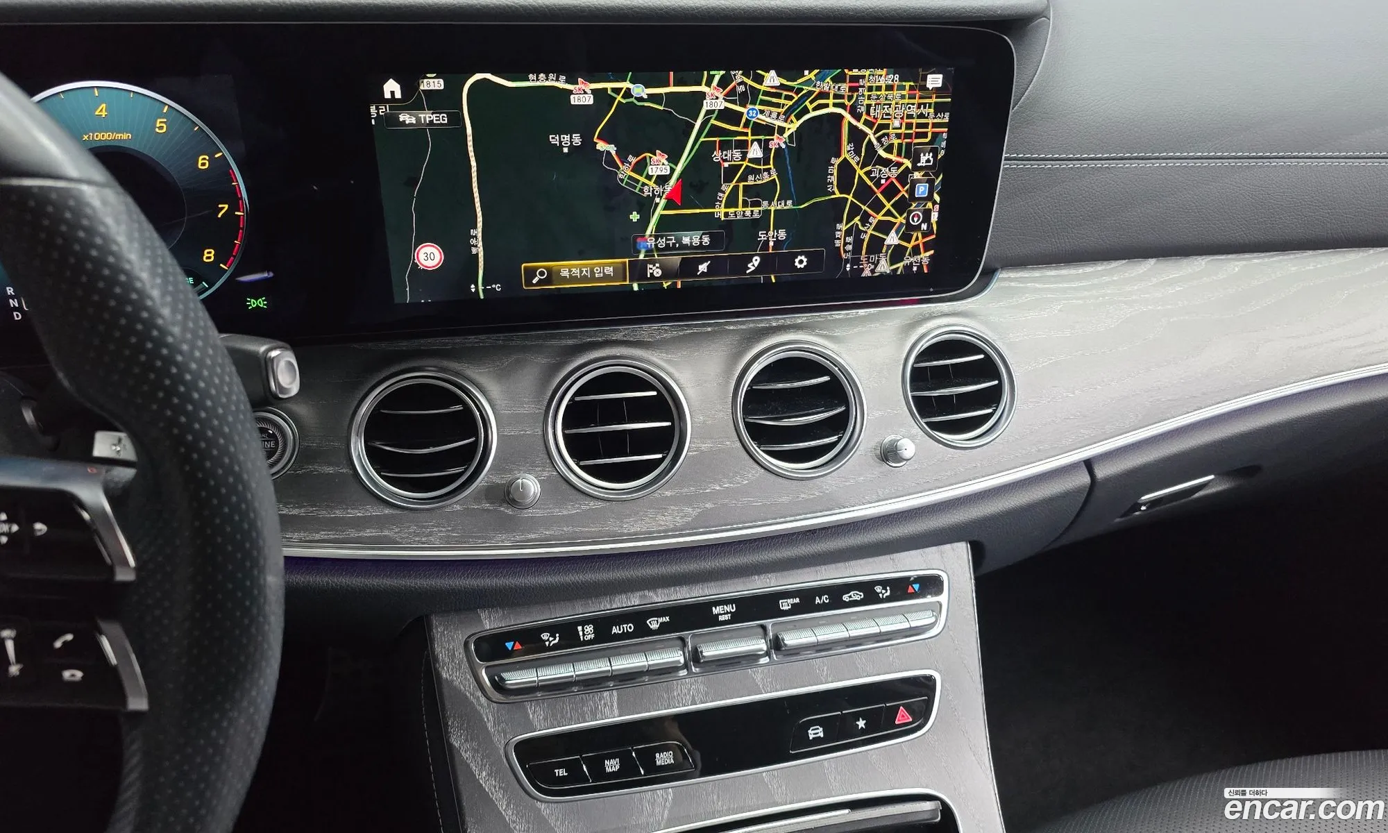 Mercedes-Benz E-Class W213 2022 — 18