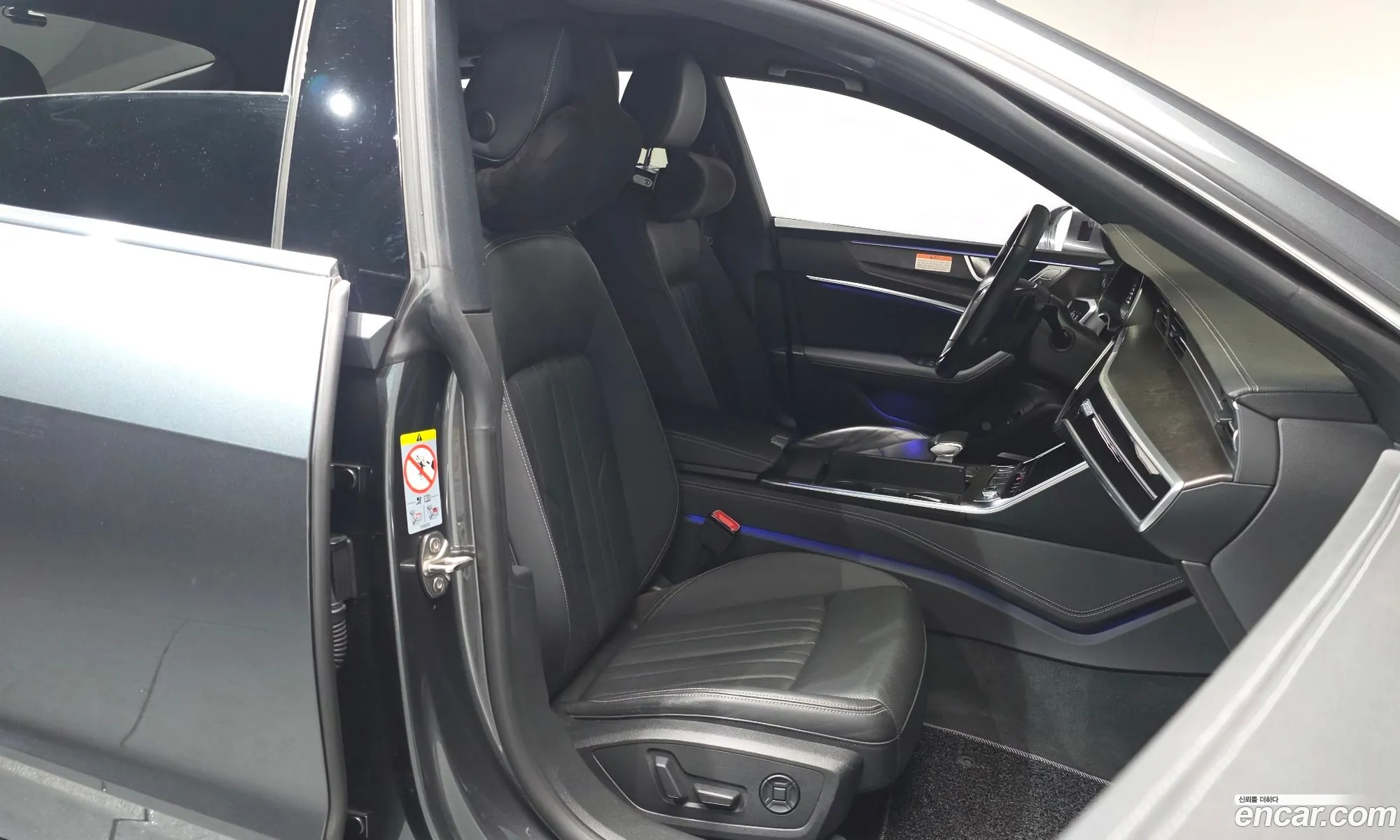 Audi A7 2020 WAUZZZF25LN080667 — 10