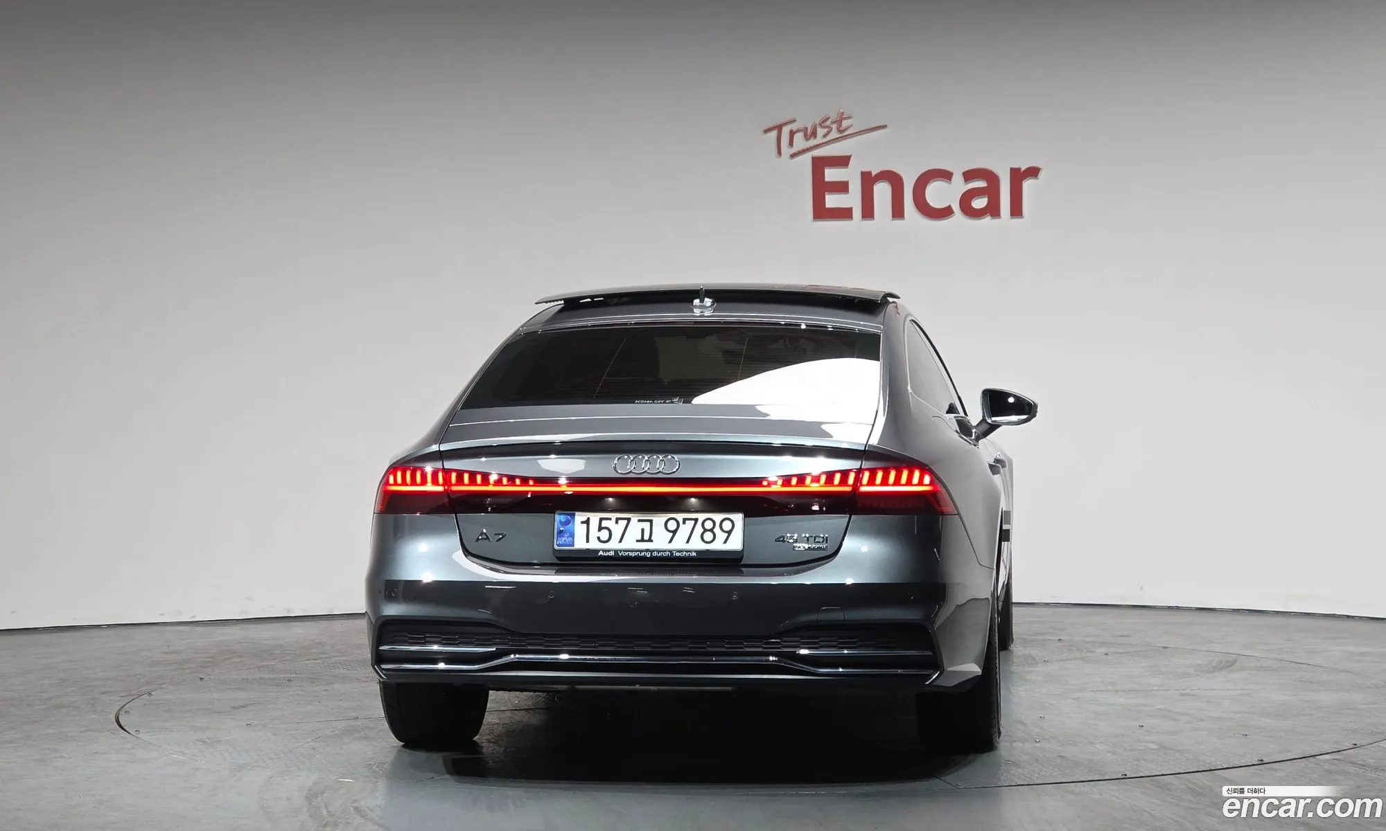 Audi A7 2020 WAUZZZF25LN080667 — 7