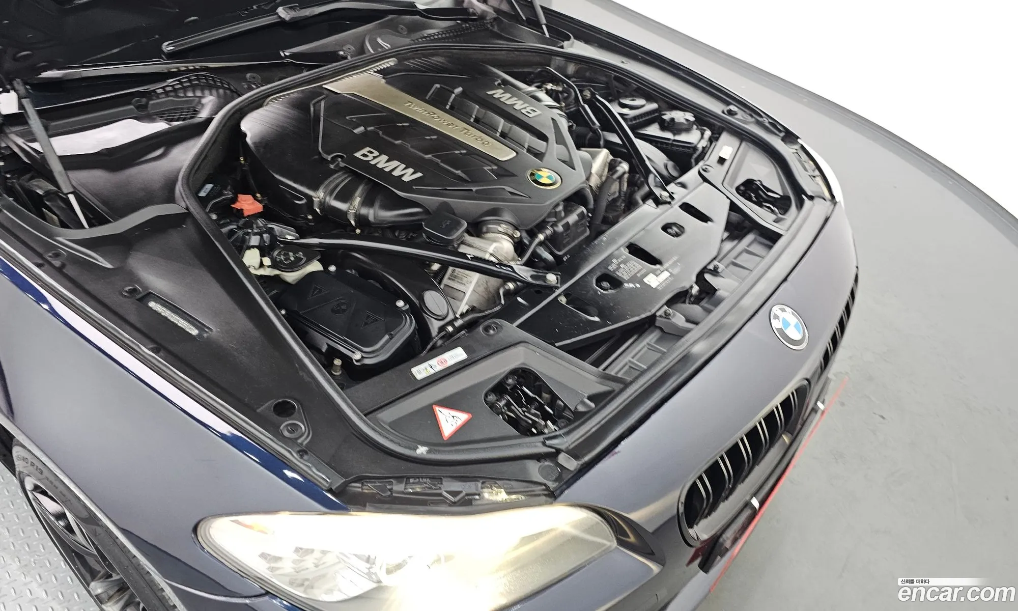 BMW 5 Series 2013 WBAFU910XDC955102 — 19