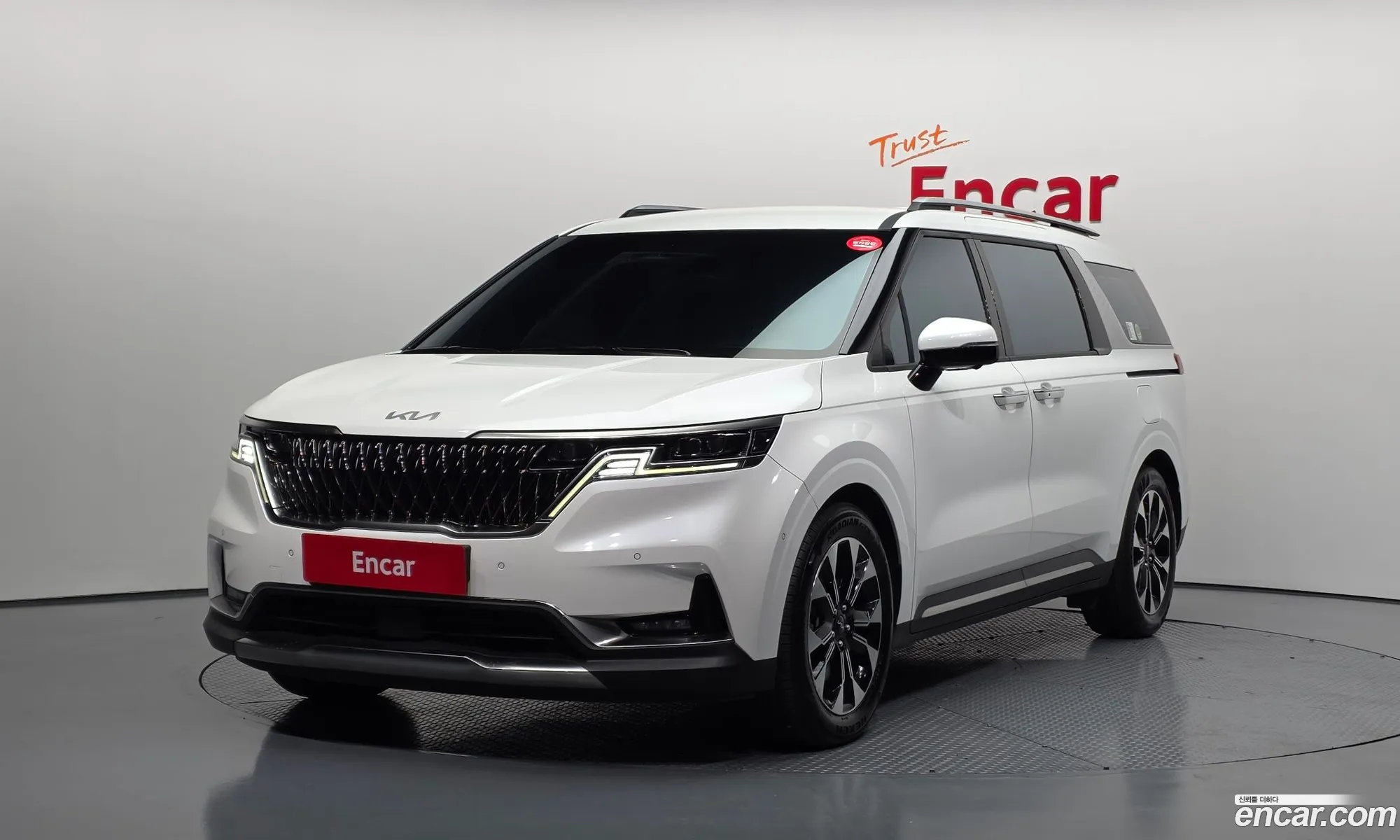 Kia Carnival 2022 — 7