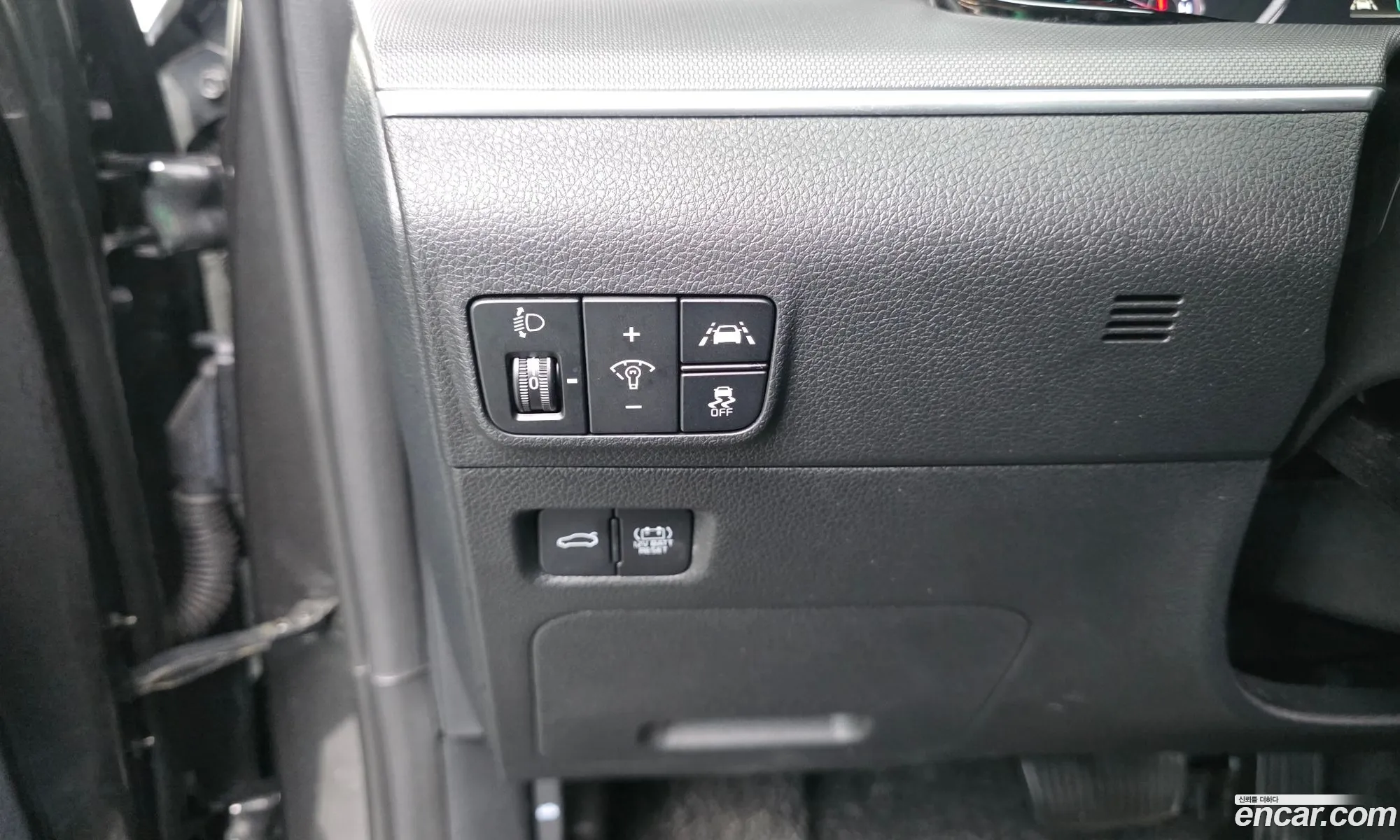 Kia K5 Hybrid 2021 — 9