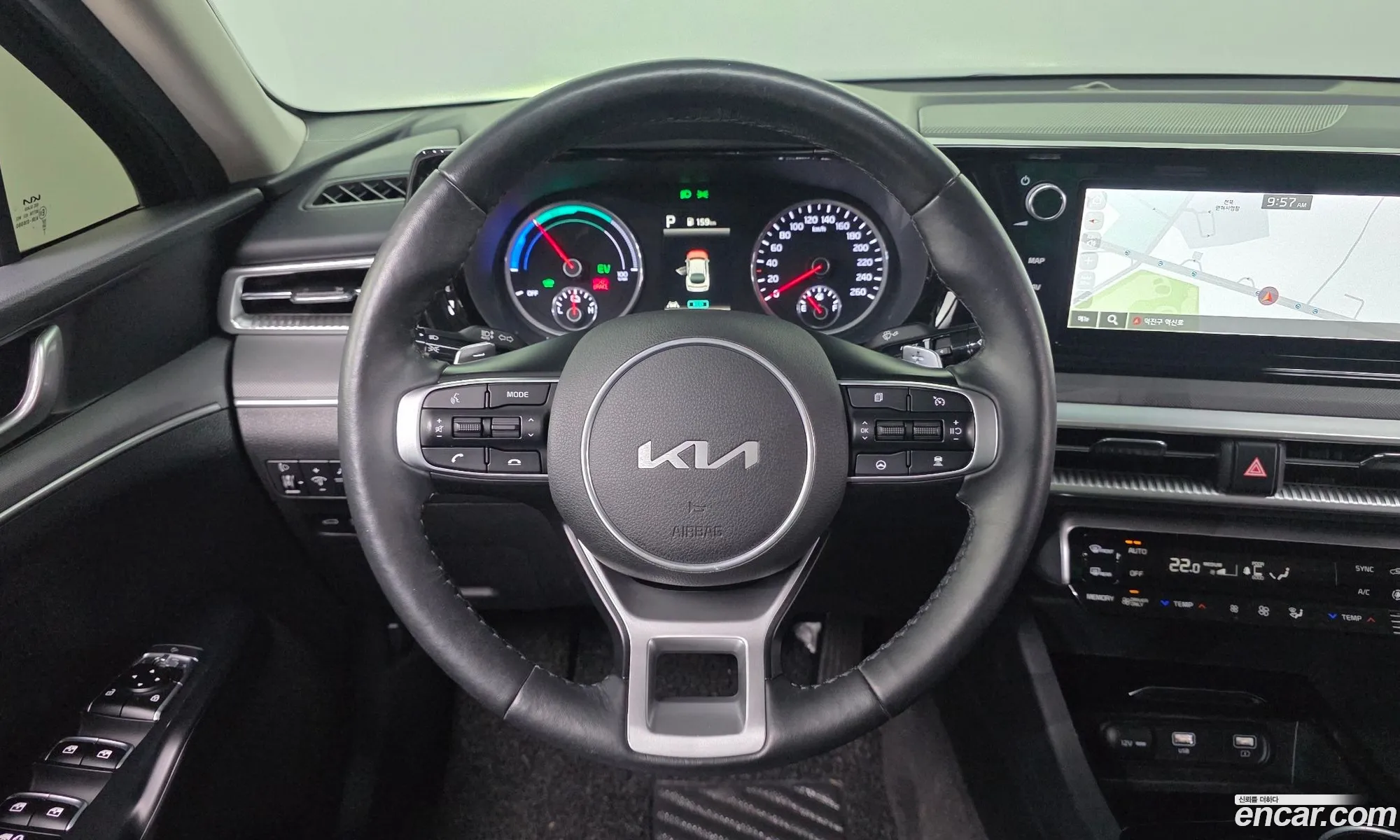 Kia K5 Hybrid 2021 — 4