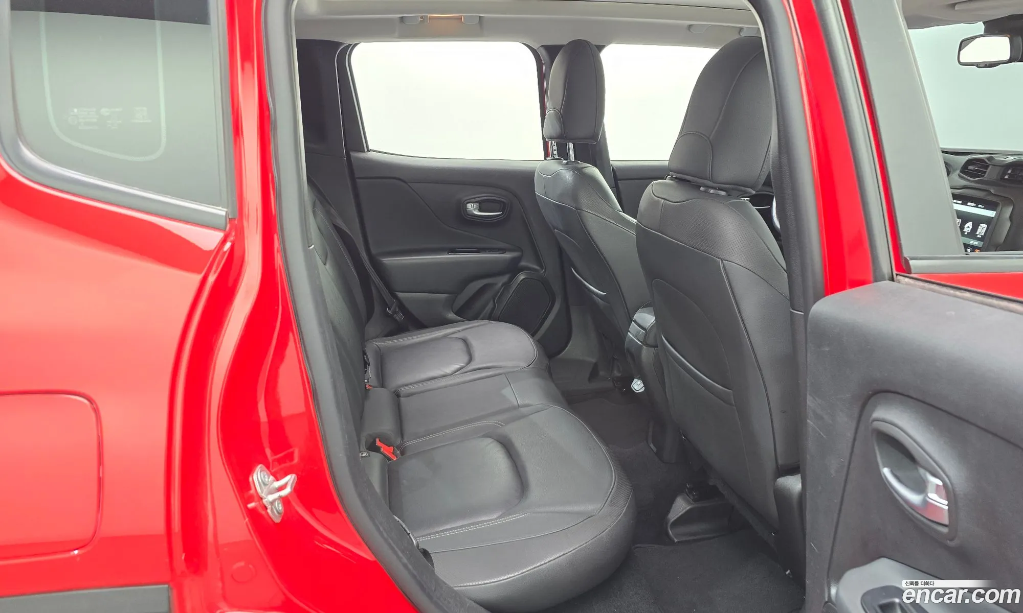 Jeep Renegade 2019 — 10