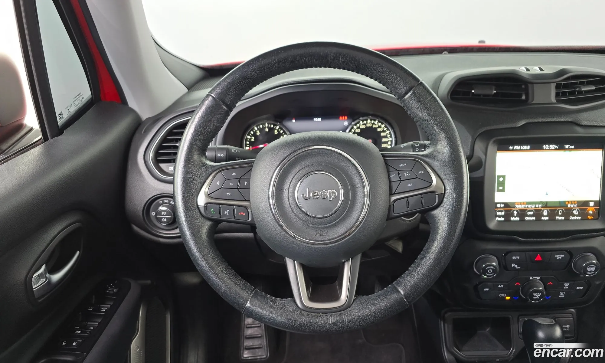 Jeep Renegade 2019 — 16