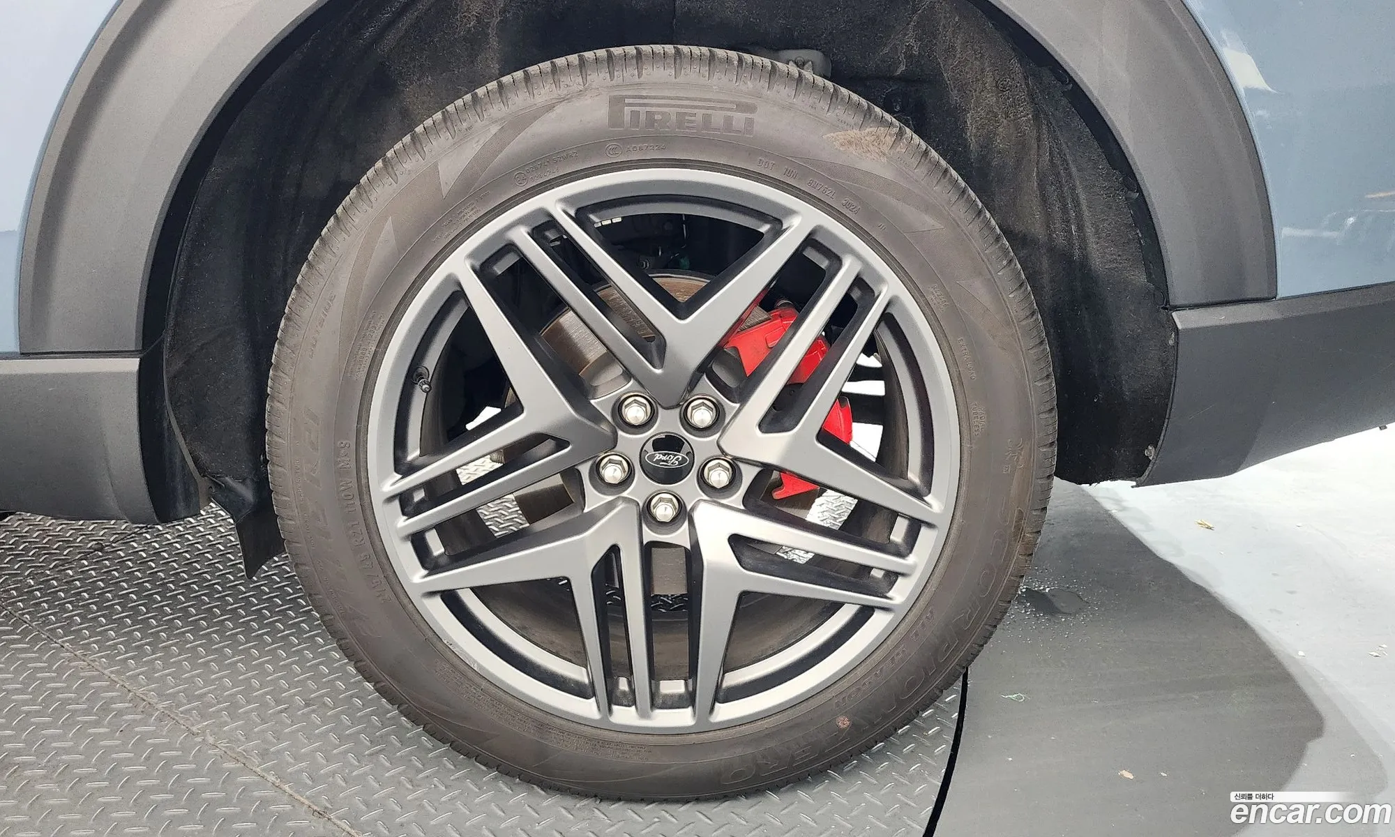 Ford Explorer 6th Gen 2025 ㄷ83838388ㄷ8ㄷ8ㄷ88ㄷ — 19