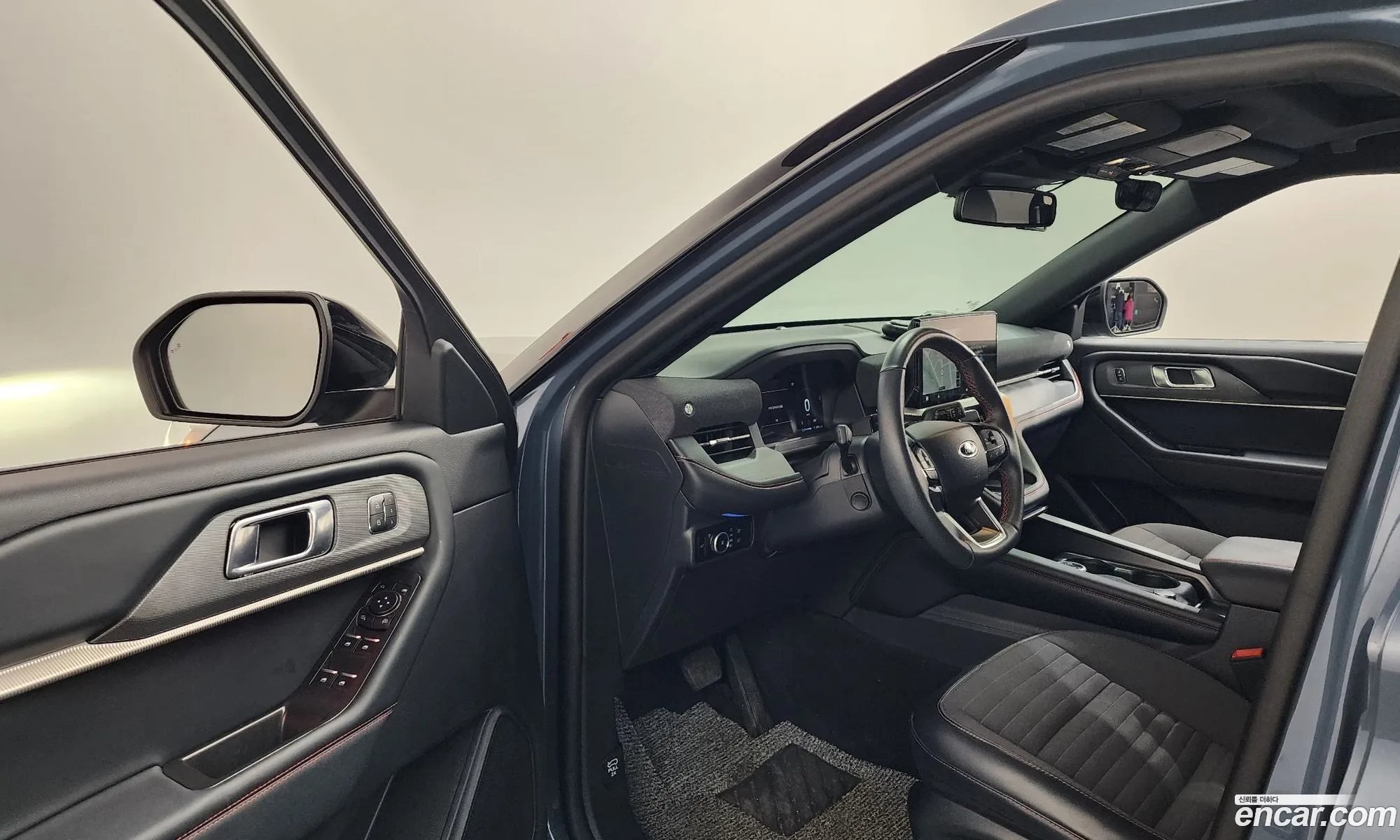 Ford Explorer 6th Gen 2025 ㄷ83838388ㄷ8ㄷ8ㄷ88ㄷ — 3