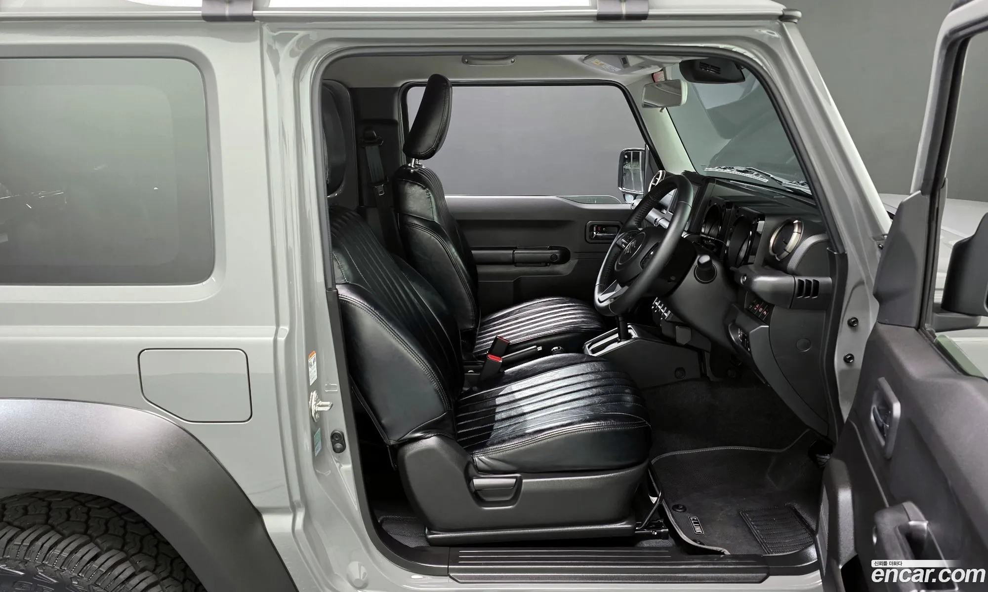 Suzuki Jimny 2024 — 14