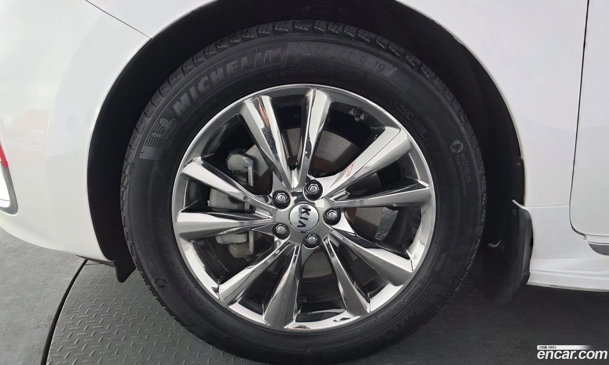 Kia Carnival 2019 — 15