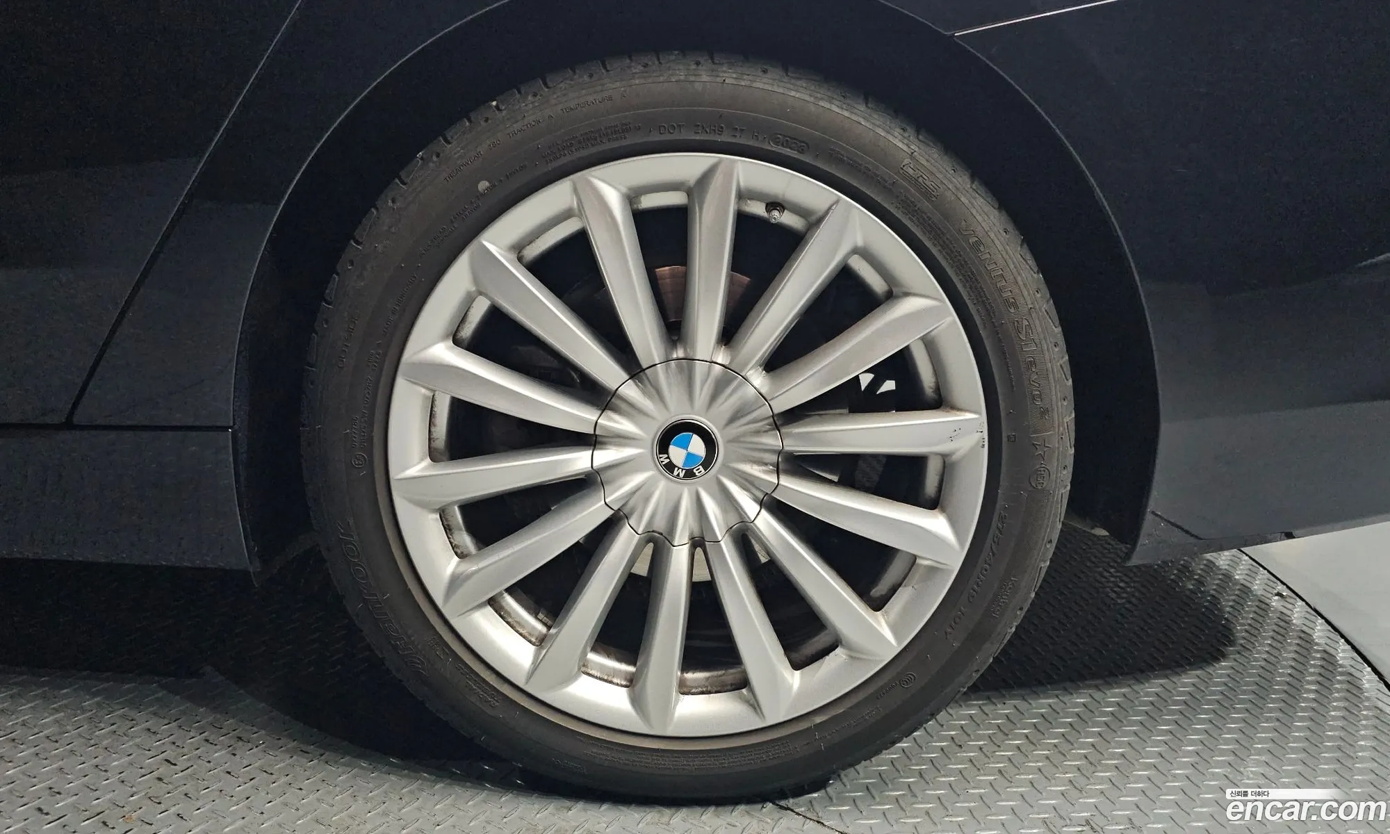 BMW 6 Series GT 2023 — 10