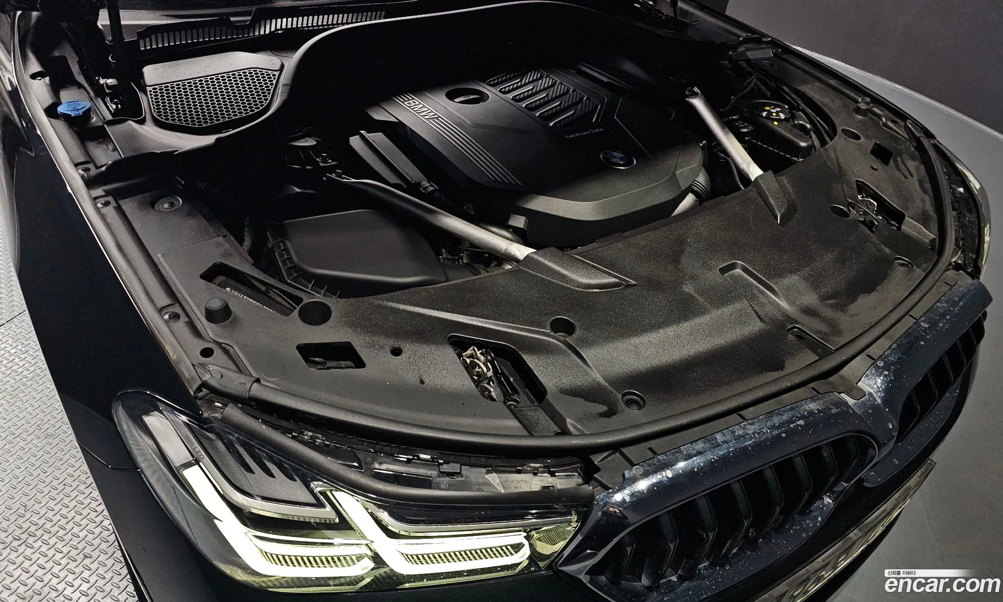 BMW 6 Series GT 2023 — 12