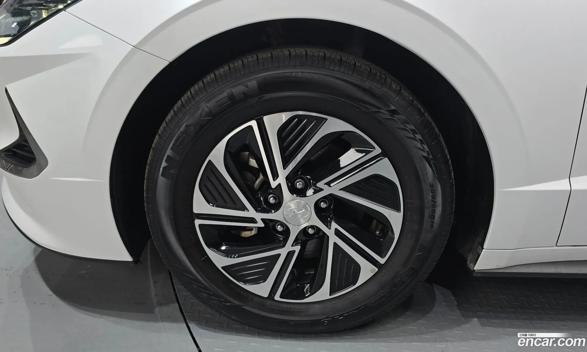Hyundai Sonata Hybrid 2021 — 7