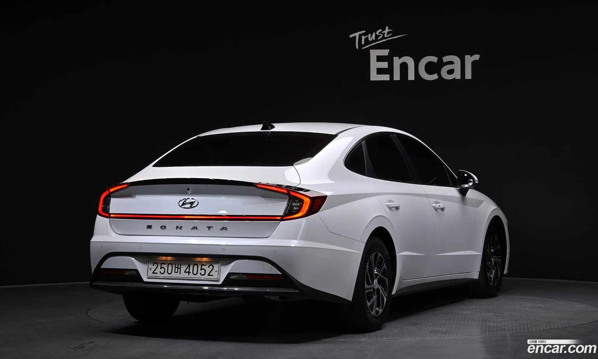 Hyundai Sonata Hybrid 2021 — 2
