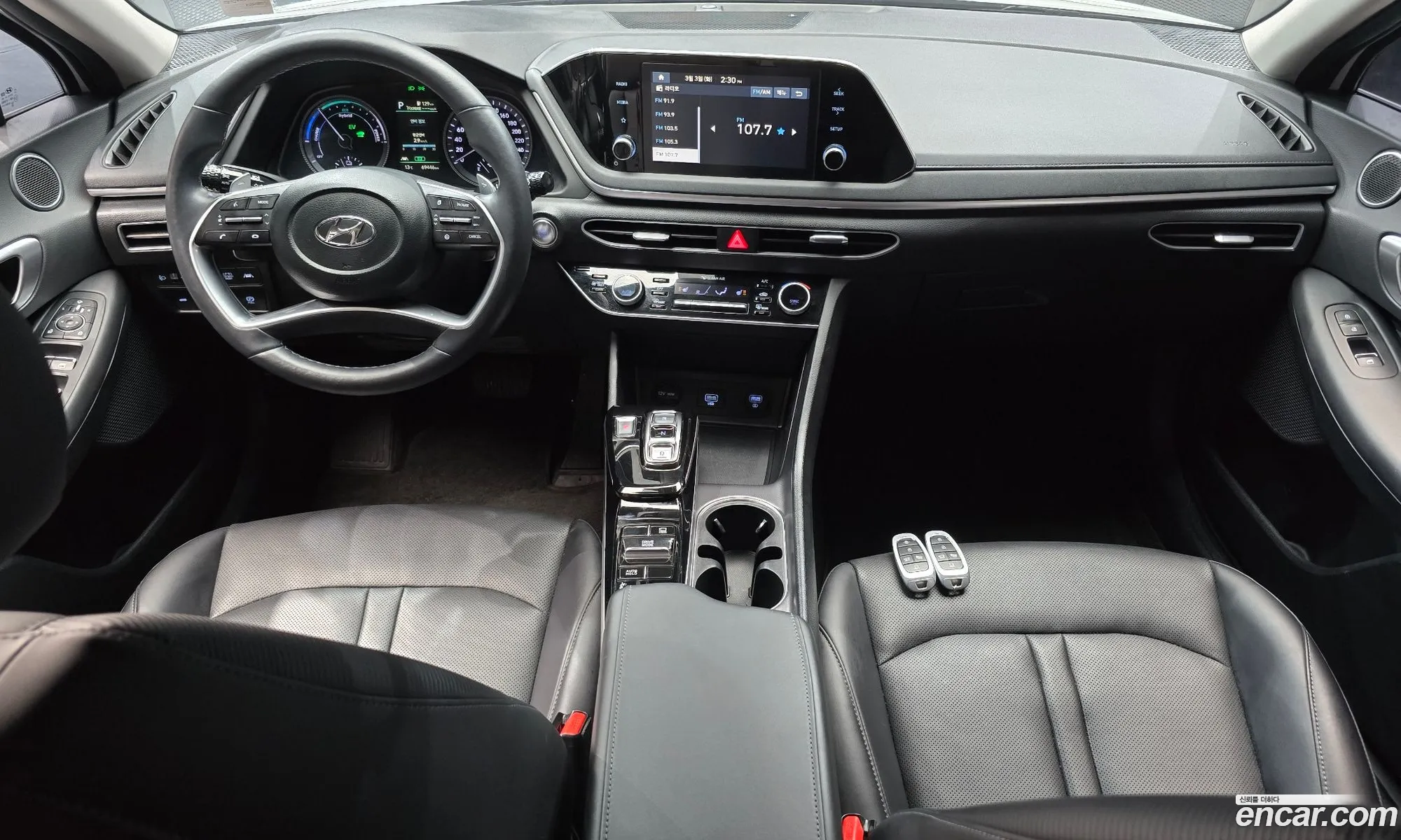 Hyundai Sonata Hybrid 2021 — 14