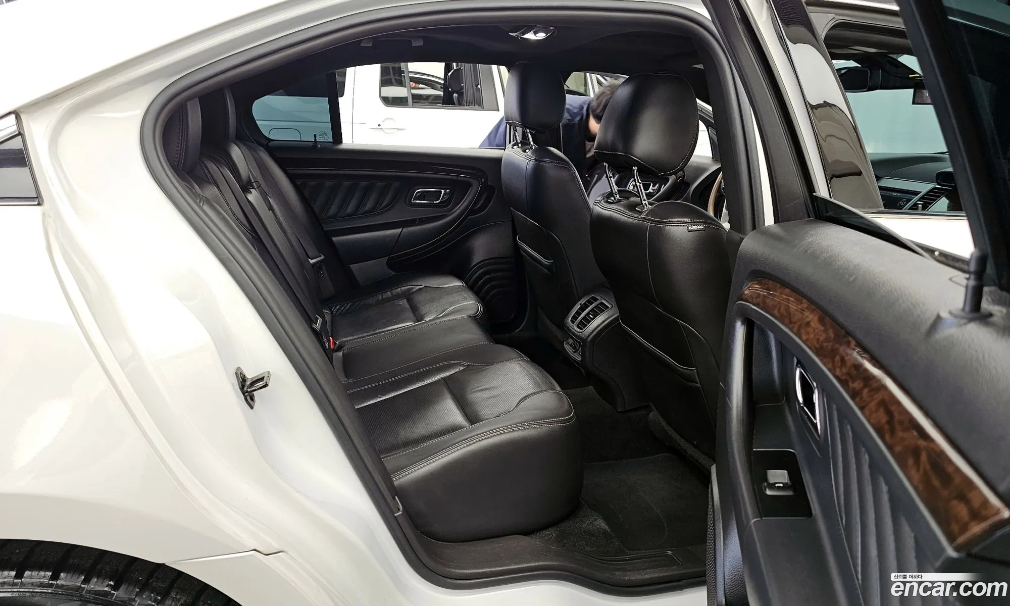 Ford Taurus 2014 1FAHP2F97EG151776 — 9