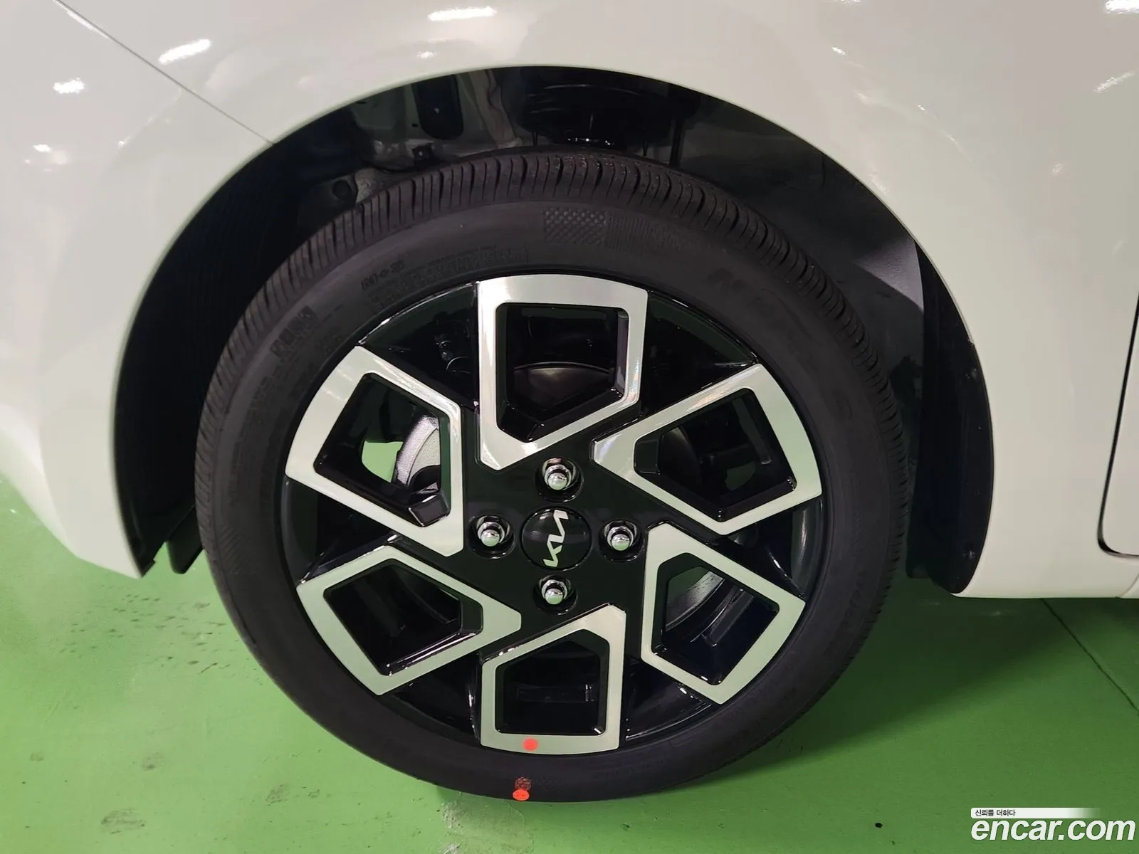 Kia Kia Ray 2025 — 10