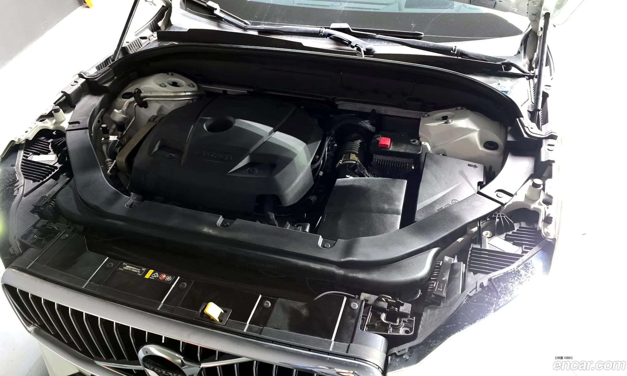 Volvo XC60 2020 YV1UZA22CL1584465 — 17