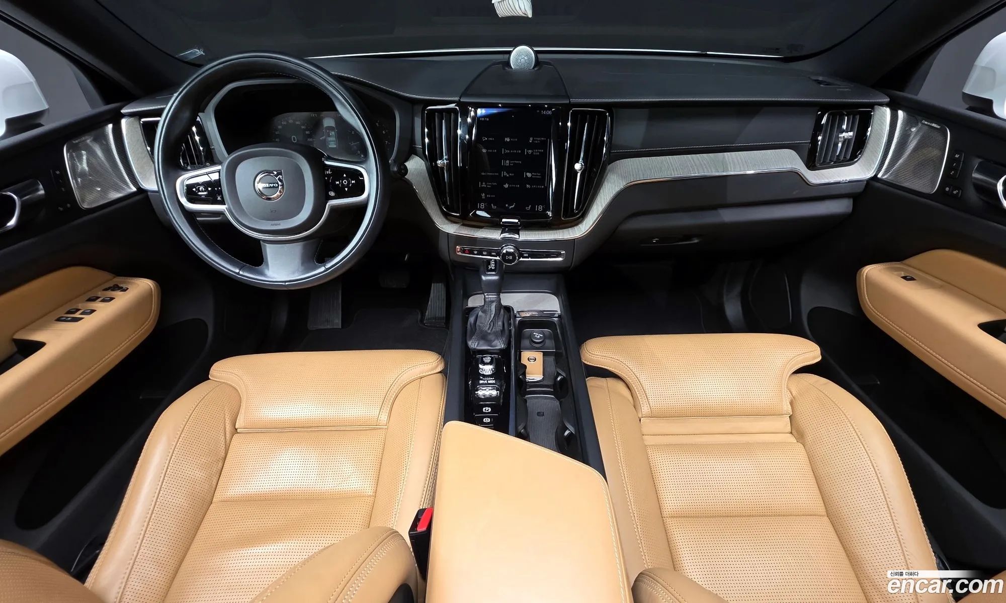 Volvo XC60 2020 YV1UZA22CL1584465 — 13